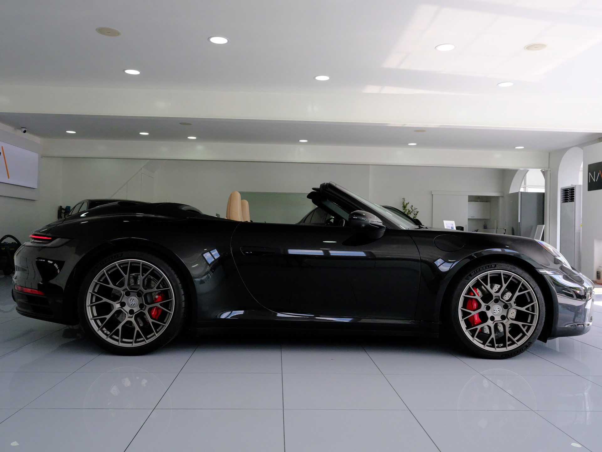 PORSCHE 911 Carrera 4S Cabriolet PDK-image-7