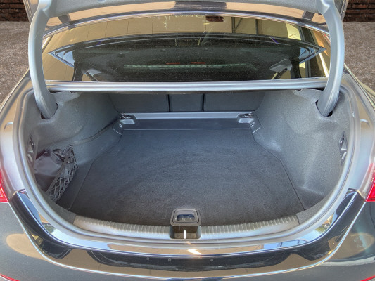 MERCEDES-BENZ C 300 4 Matic-image-6