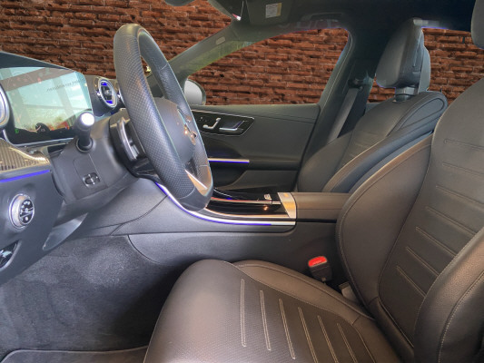 MERCEDES-BENZ C 300 4 Matic-image-10