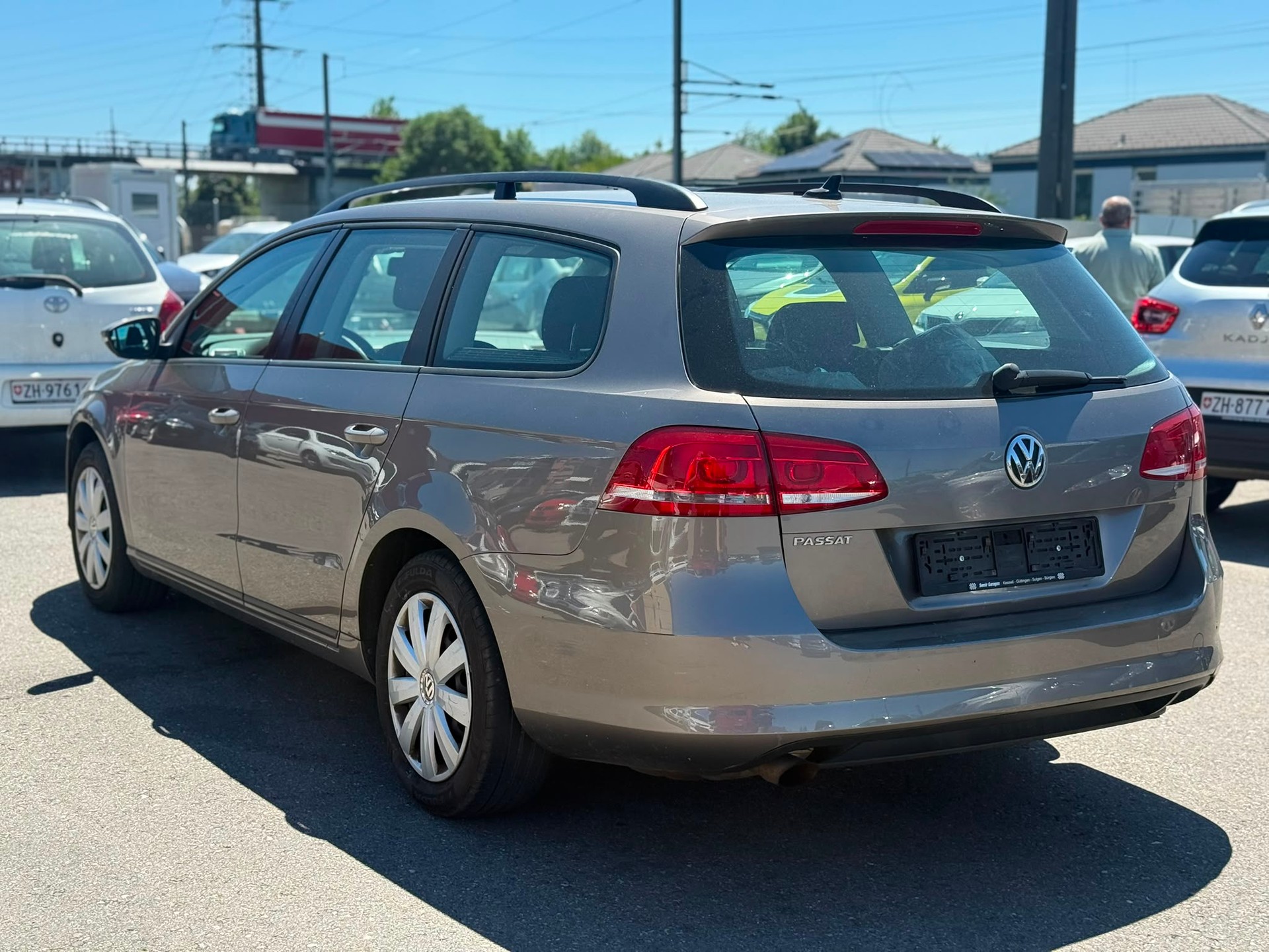 VW Passat Variant 1.4 TSI Trendline-image-3
