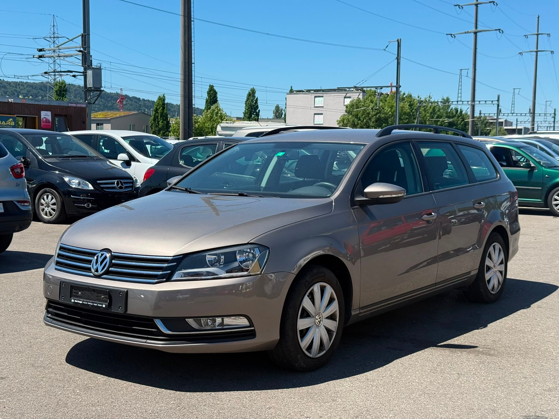 VW Passat Variant 1.4 TSI Trendline-image-0