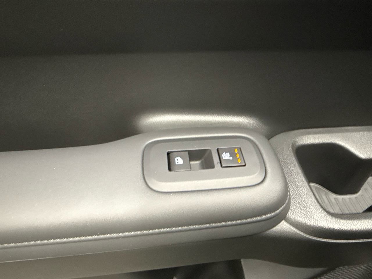 HYUNDAI Santa Fe 1.6 T-GDi PHEV Calligraphy 4WD Automatic-image-13
