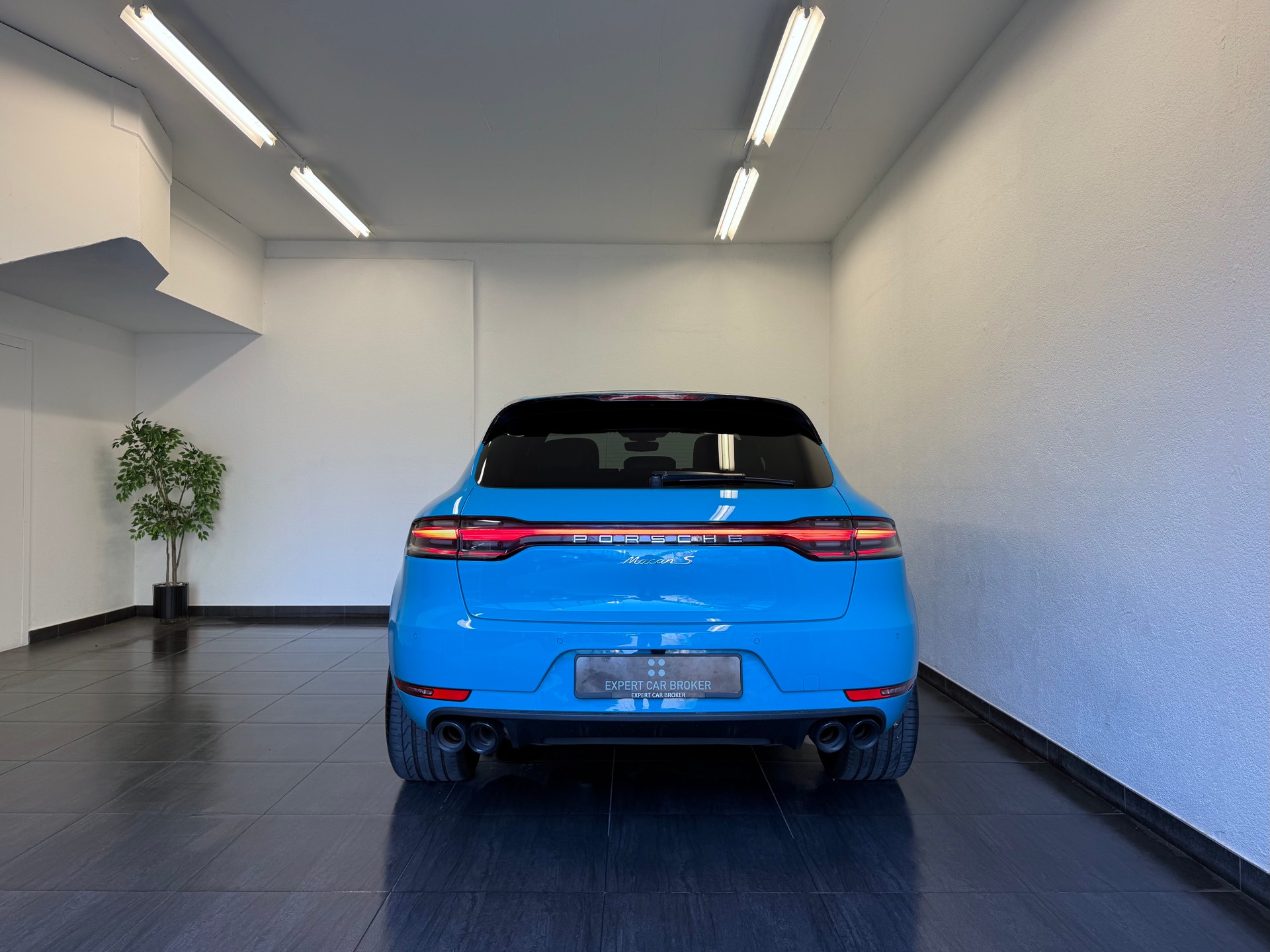 PORSCHE Macan S PDK "Miami Blue"-image-10