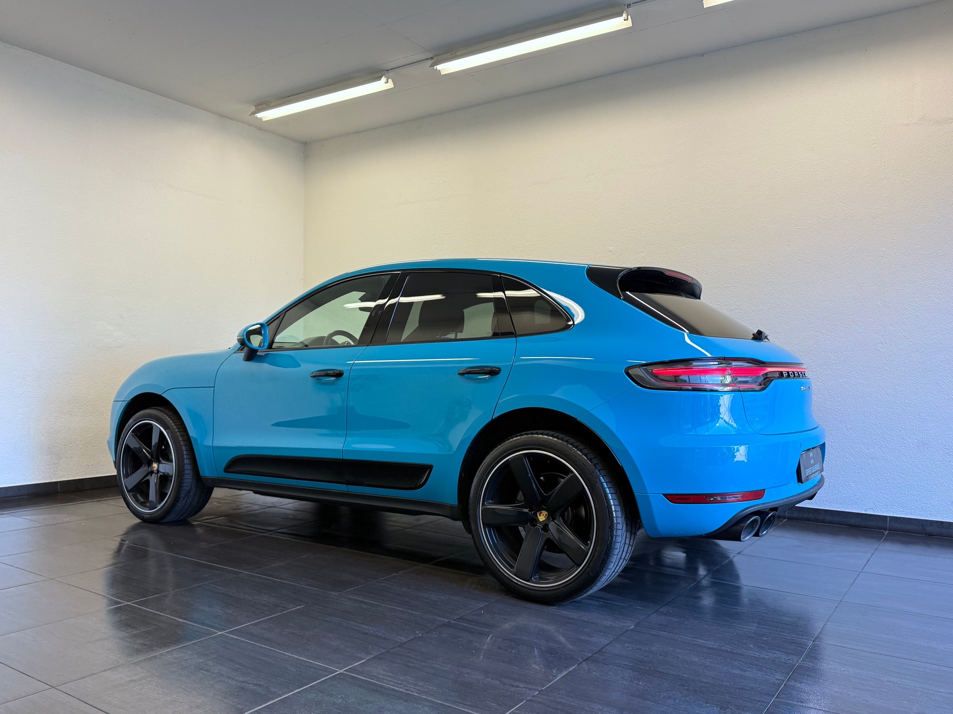 PORSCHE Macan S PDK "Miami Blue"-image-6
