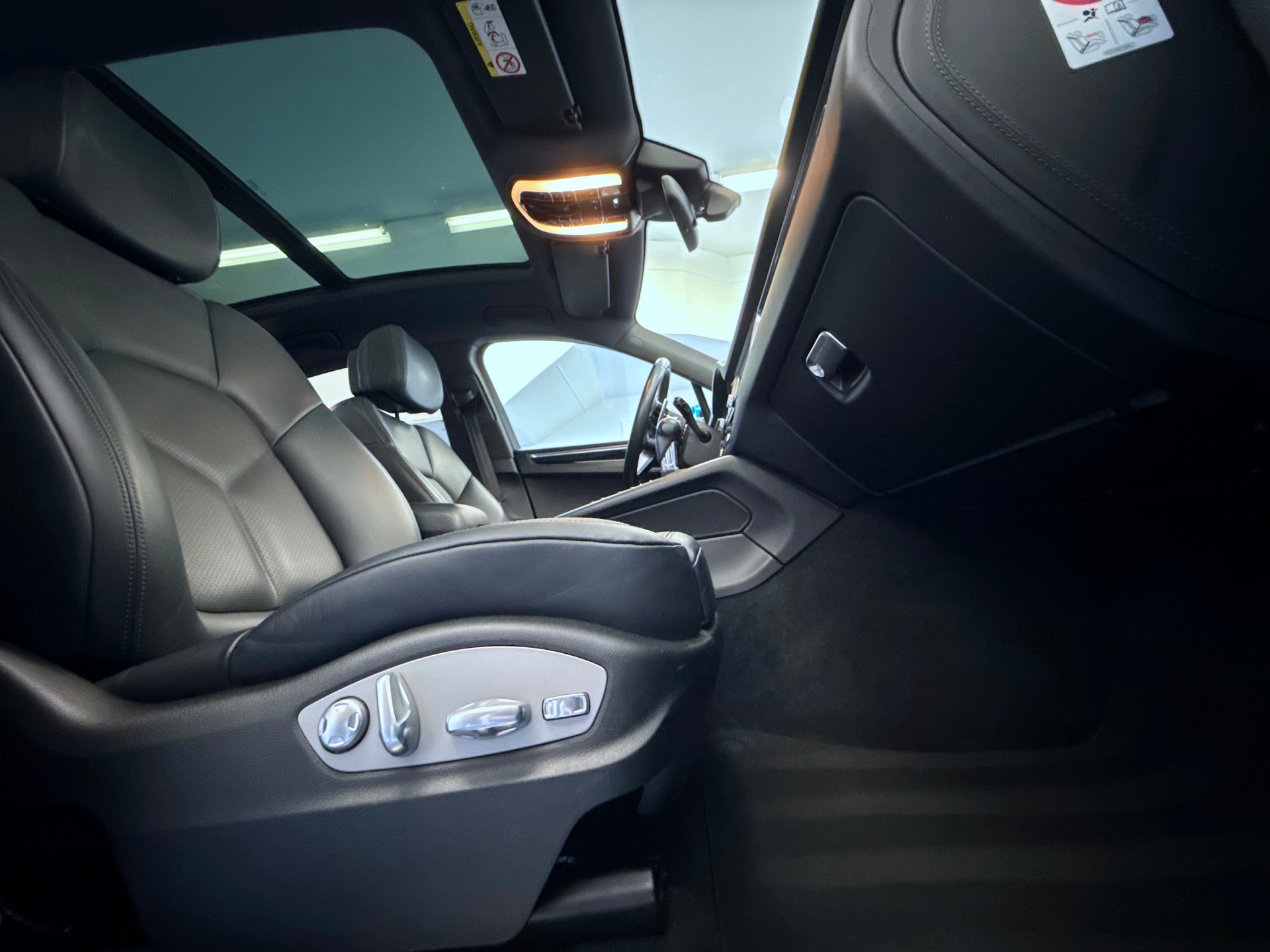 PORSCHE Macan S PDK "Miami Blue"-image-23