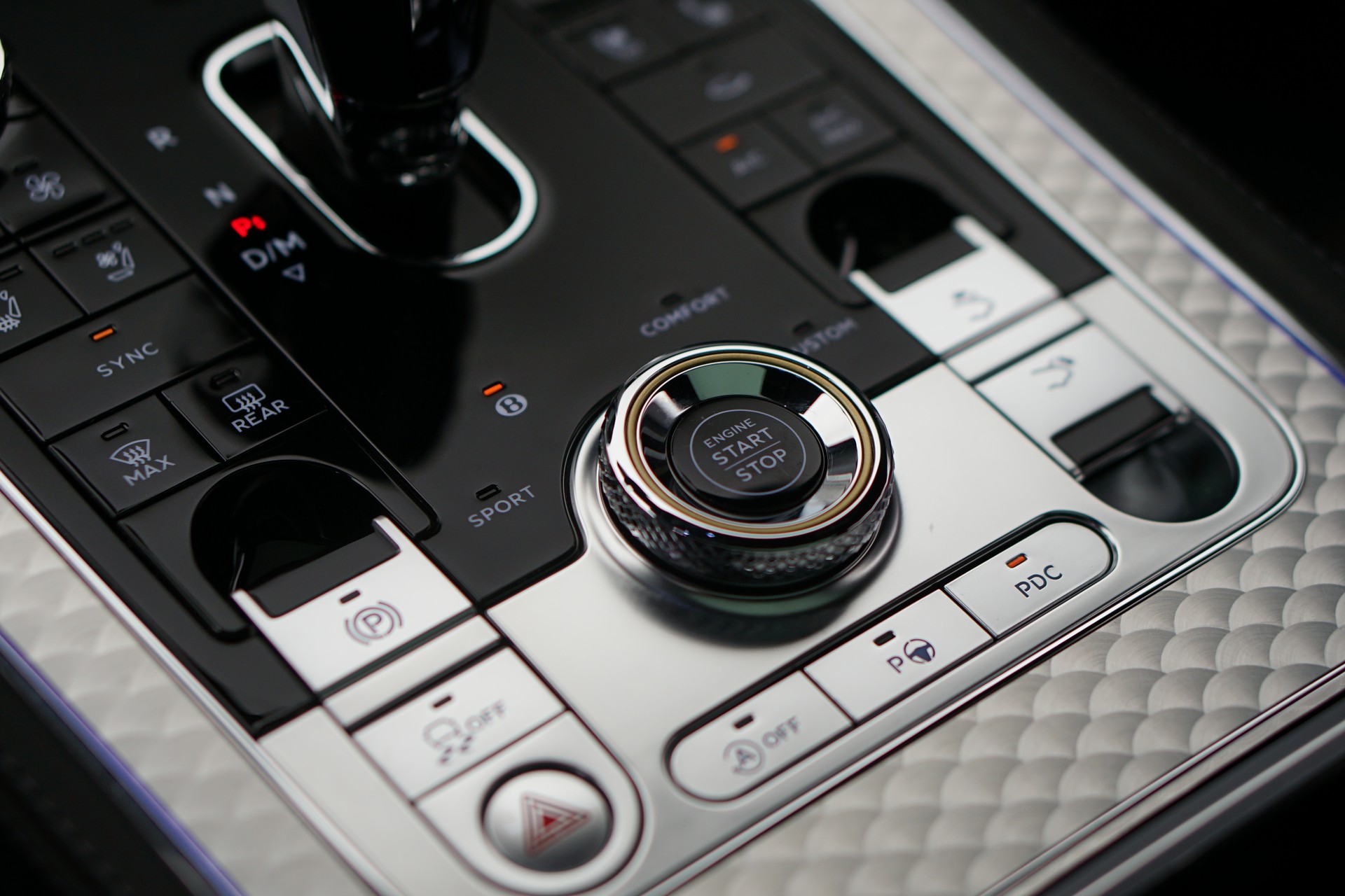 BENTLEY Continental GT 4.0 V8 *Naim* *Touring Spec* *Panoramadach*-image-26
