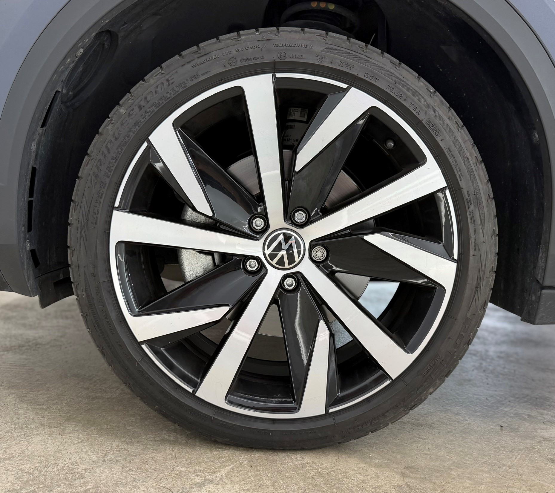 VOLVO T-Roc Cabriolet 1.5 TSI R-Line-image-8