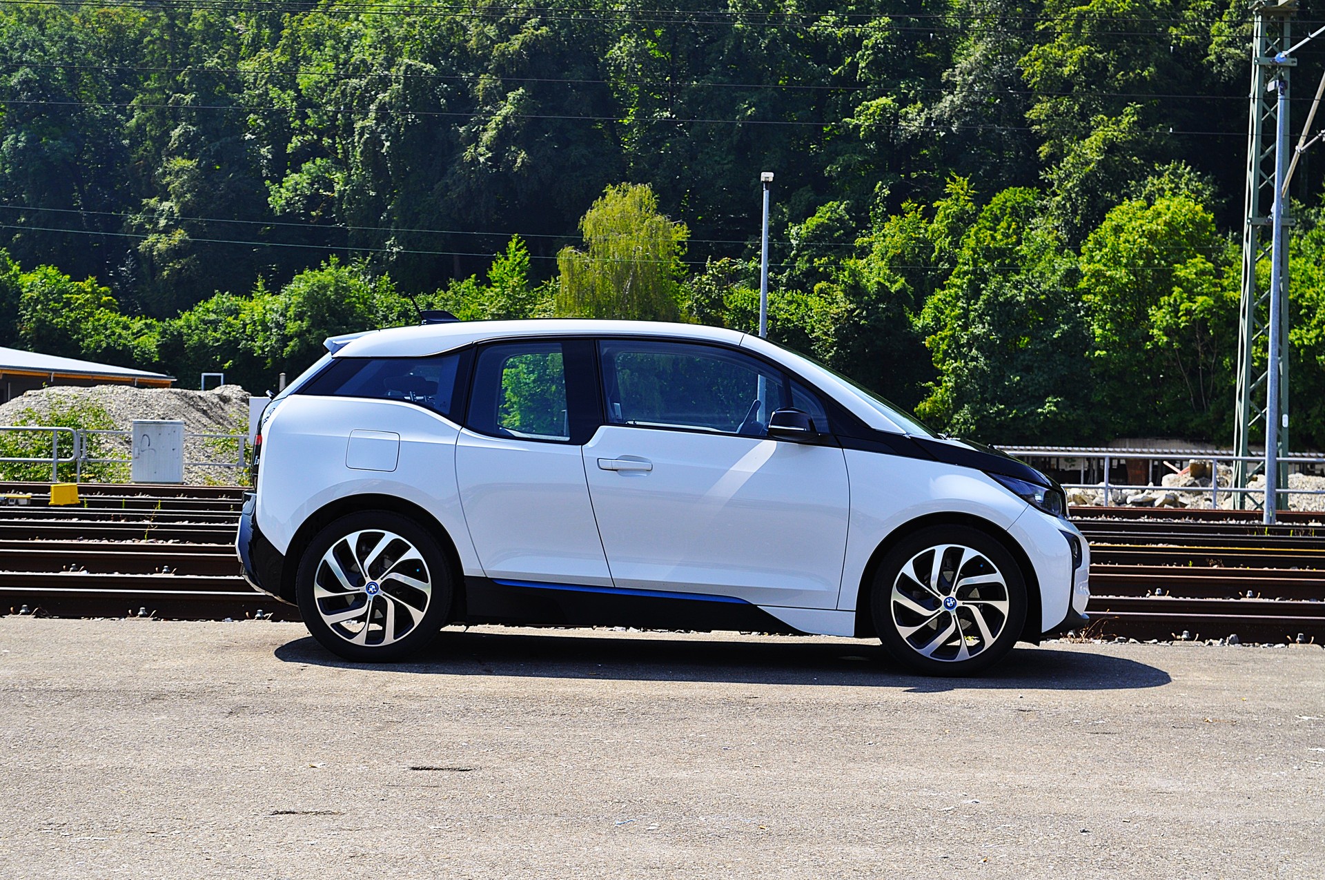 BMW i3 (94Ah)-image-3