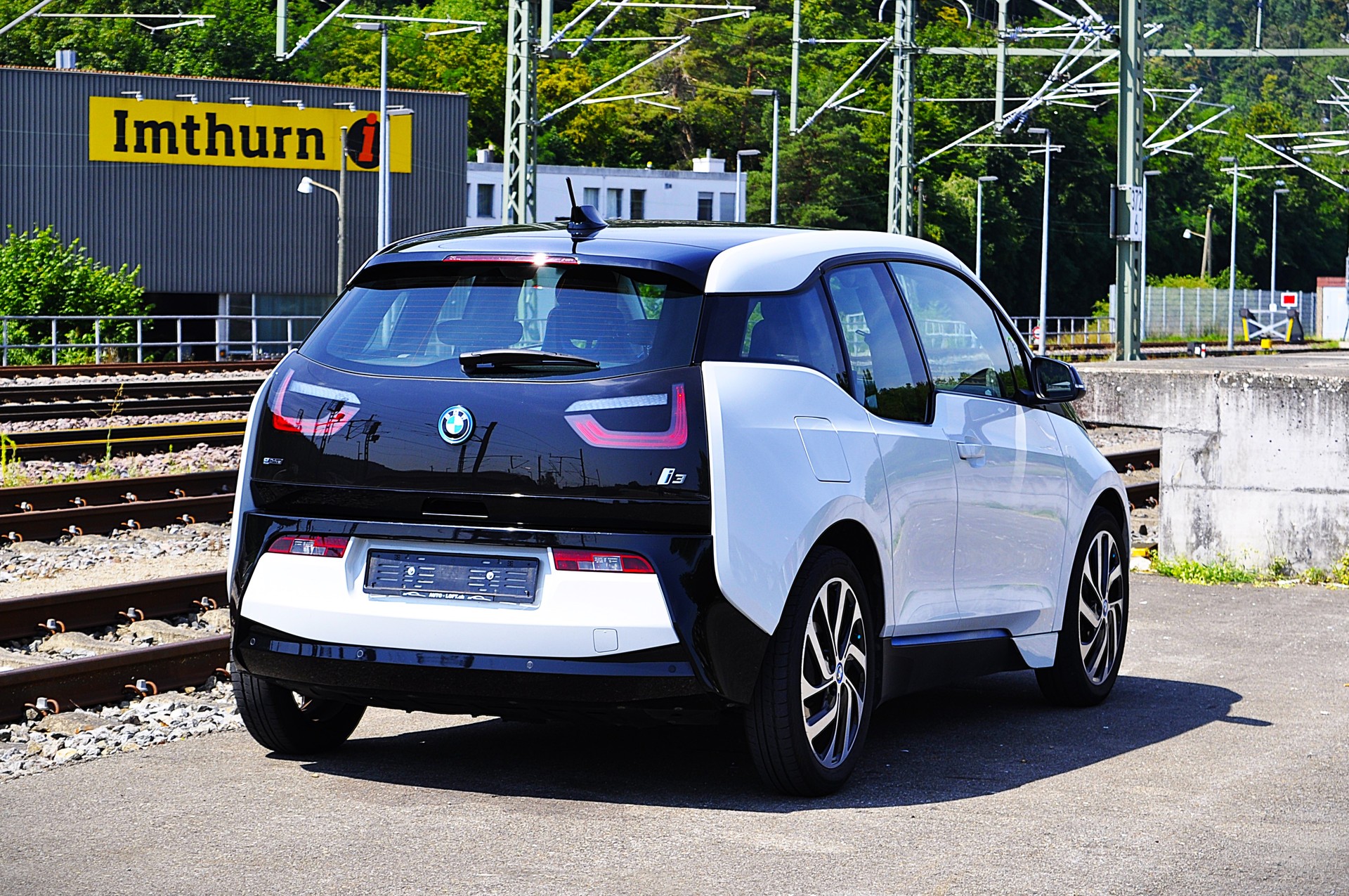BMW i3 (94Ah)-image-4