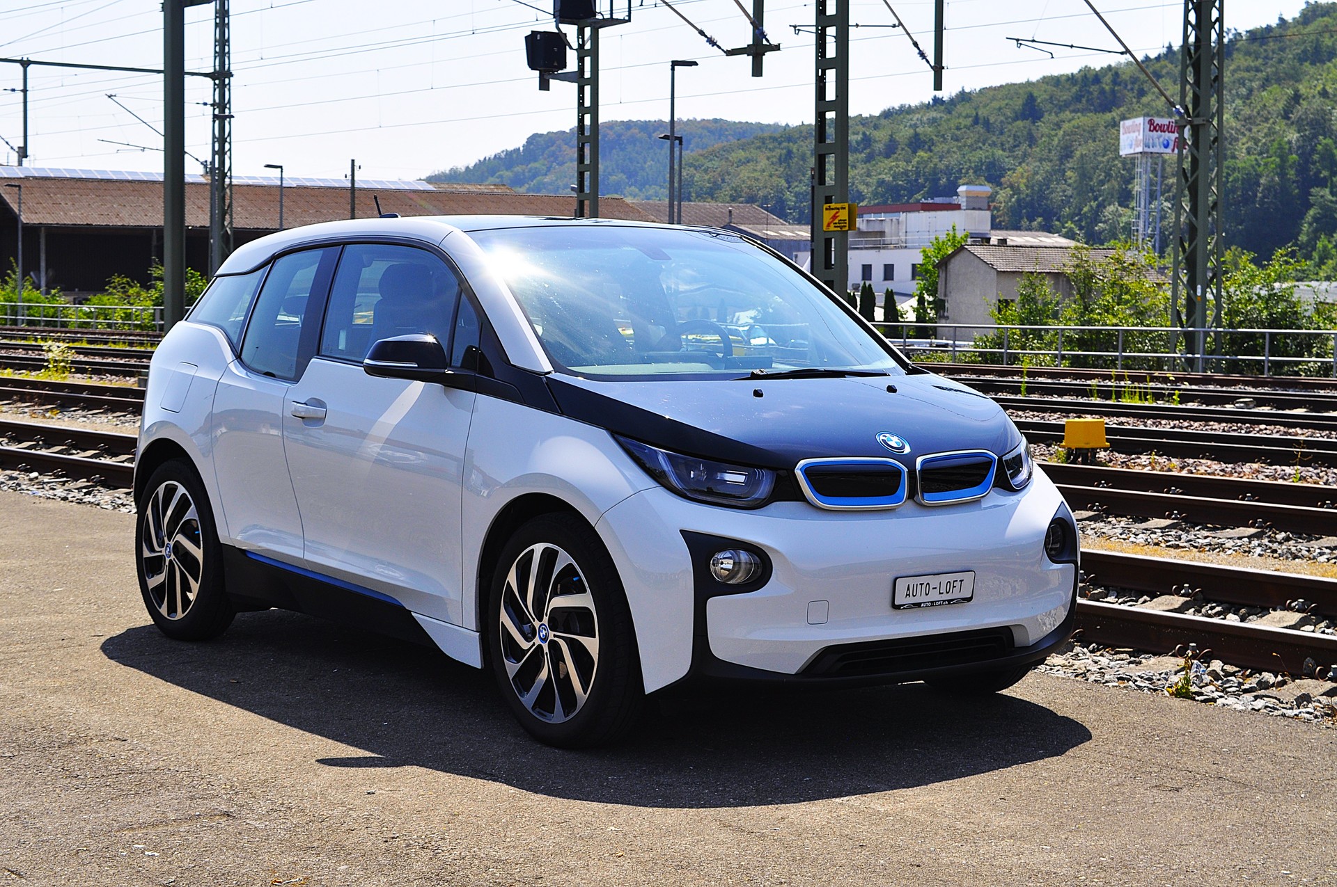 BMW i3 (94Ah)-image-2