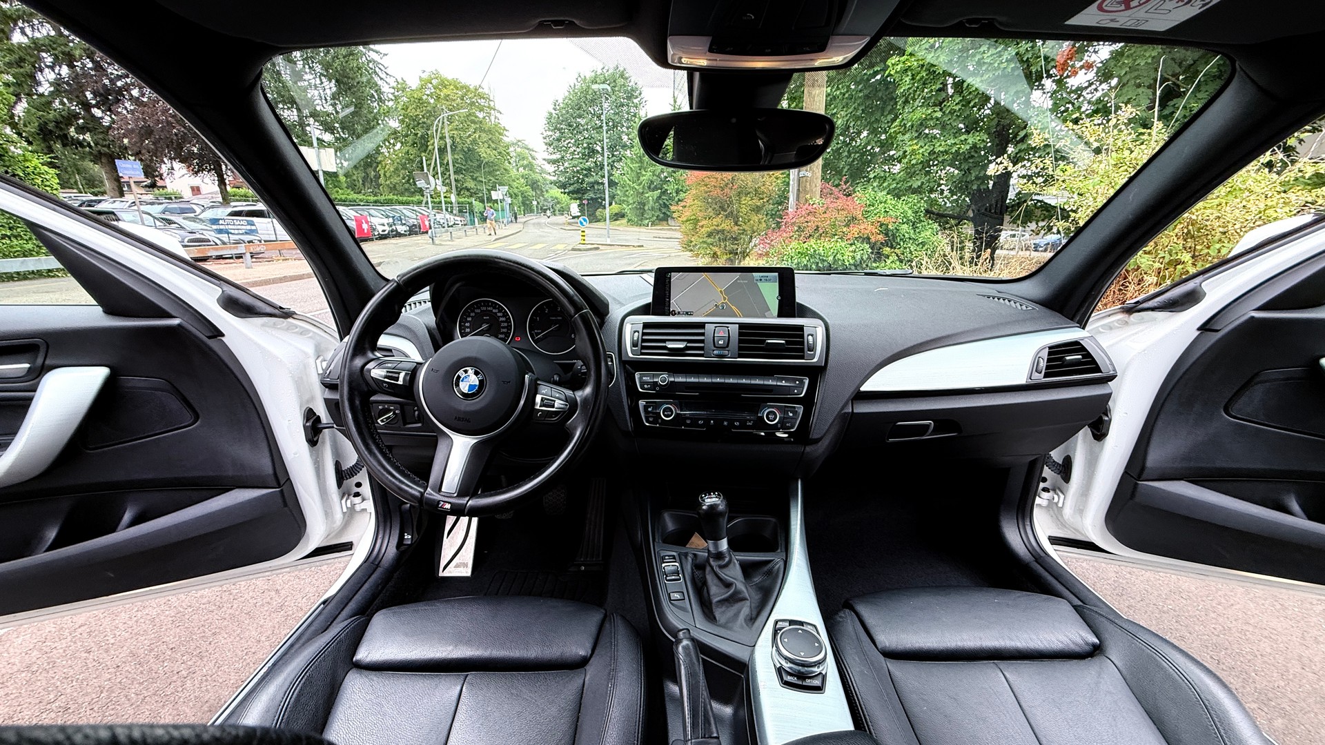 BMW 118d xDrive M Sport-image-8