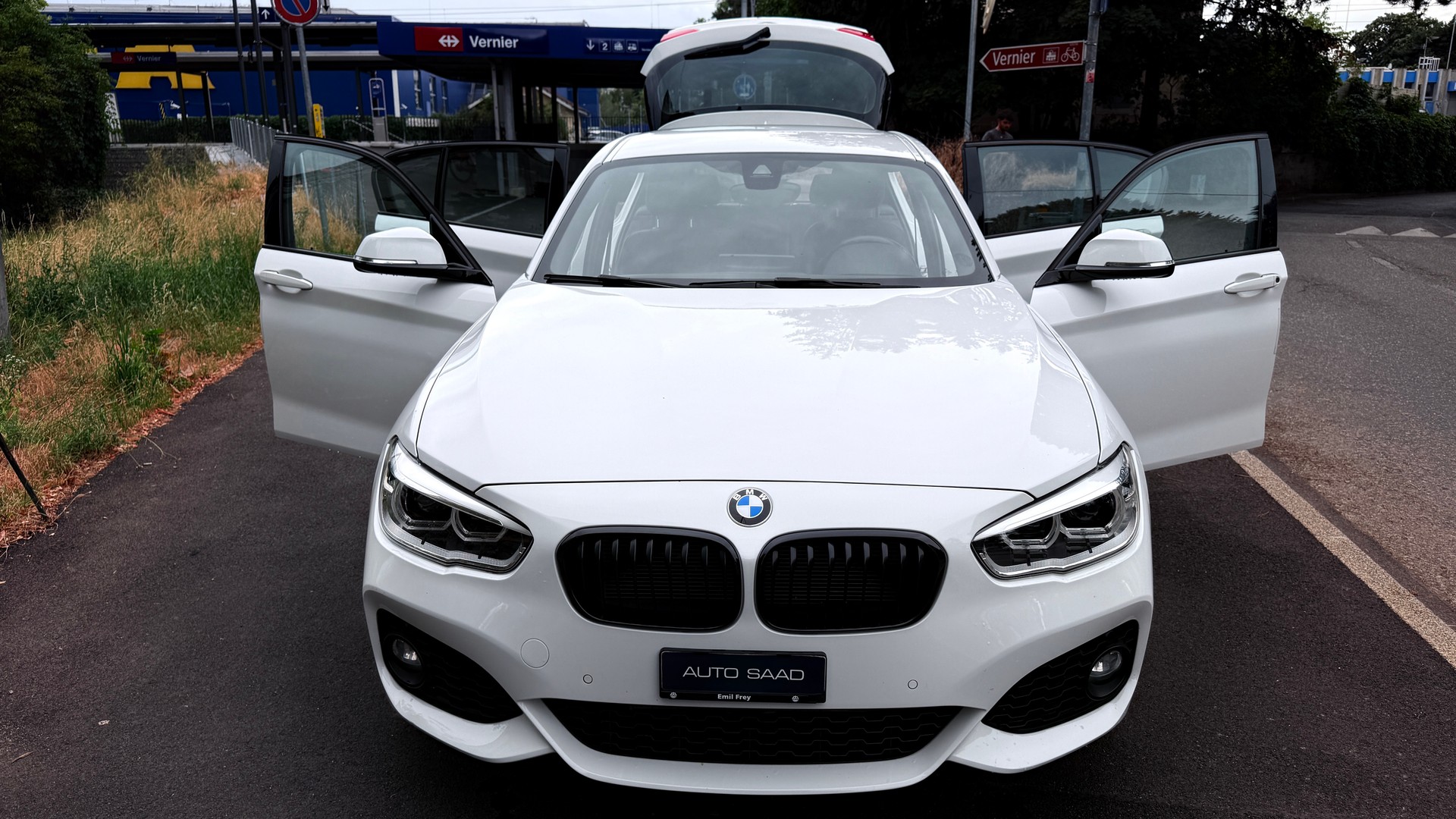 BMW 118d xDrive M Sport-image-12