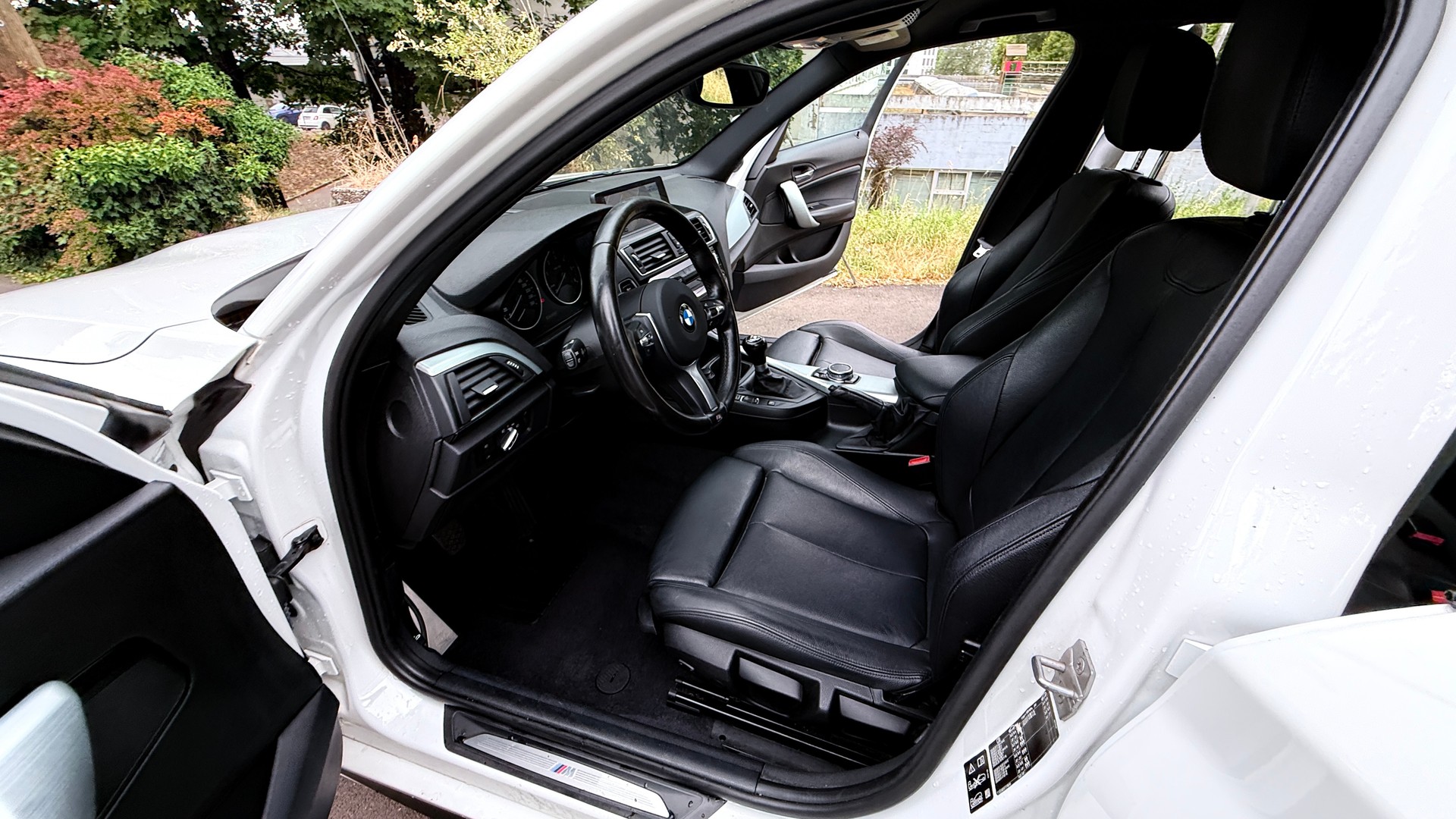 BMW 118d xDrive M Sport-image-9