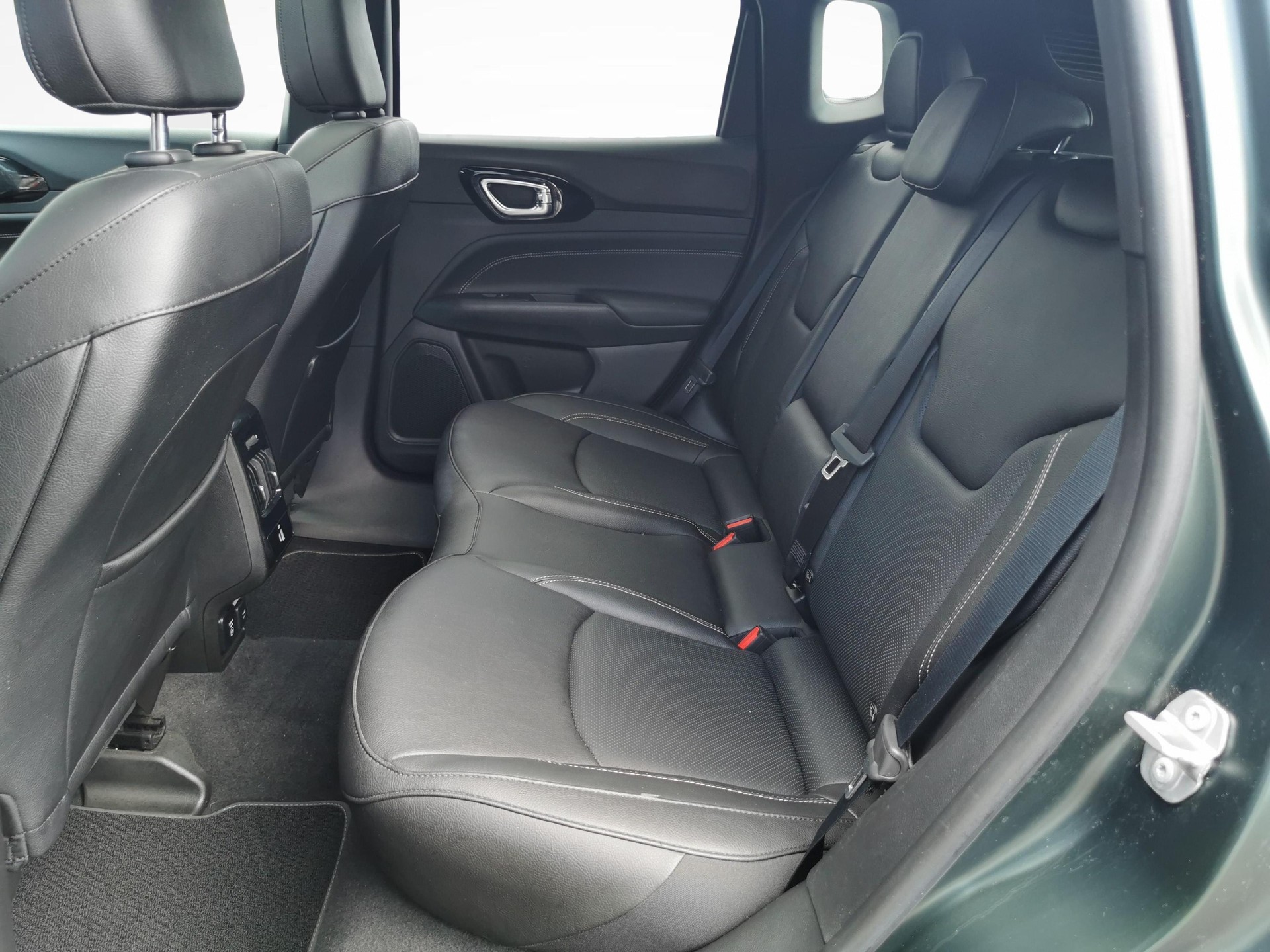 JEEP Compass 1.3 80th Anniversary 4xe-image-7