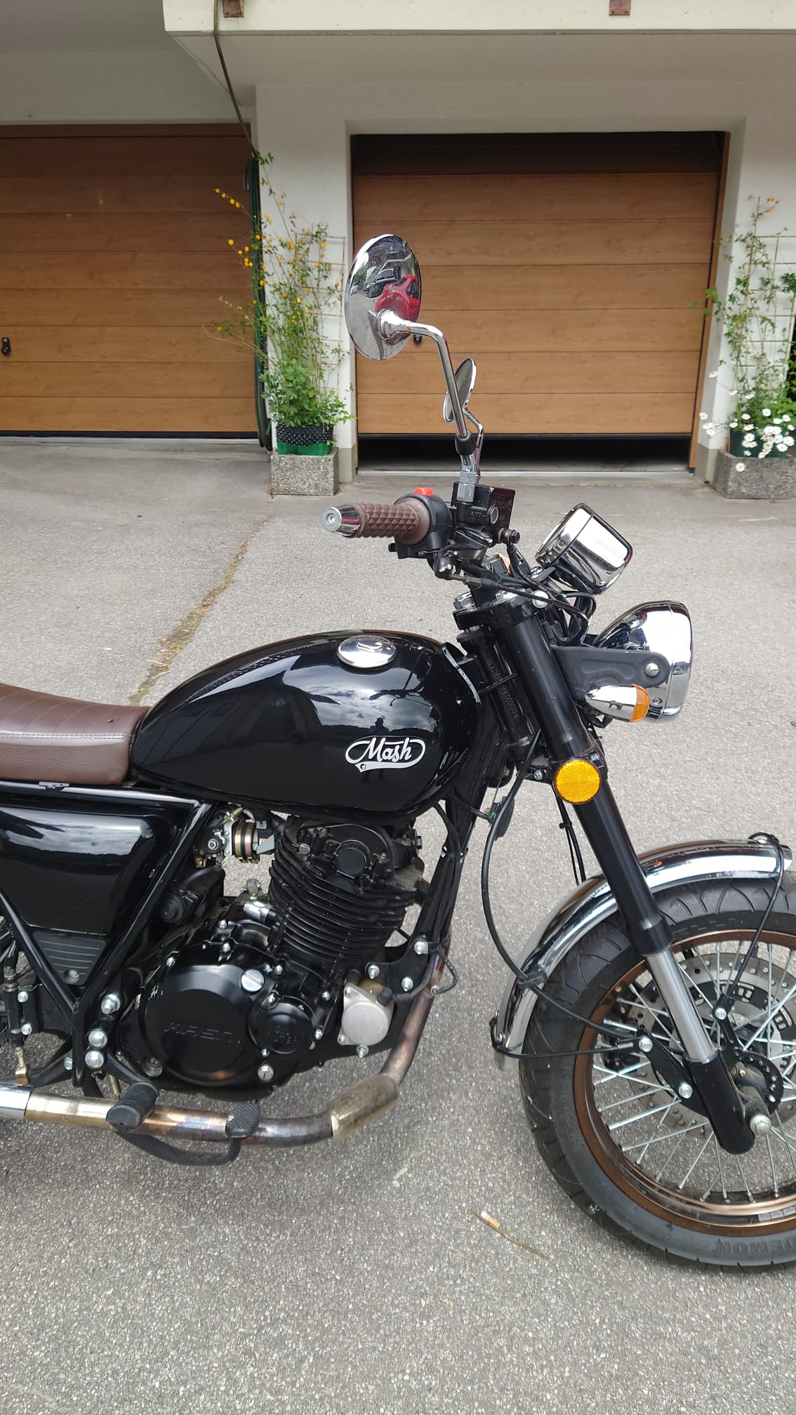 MASH 250 Two Fifty ABS-image-3