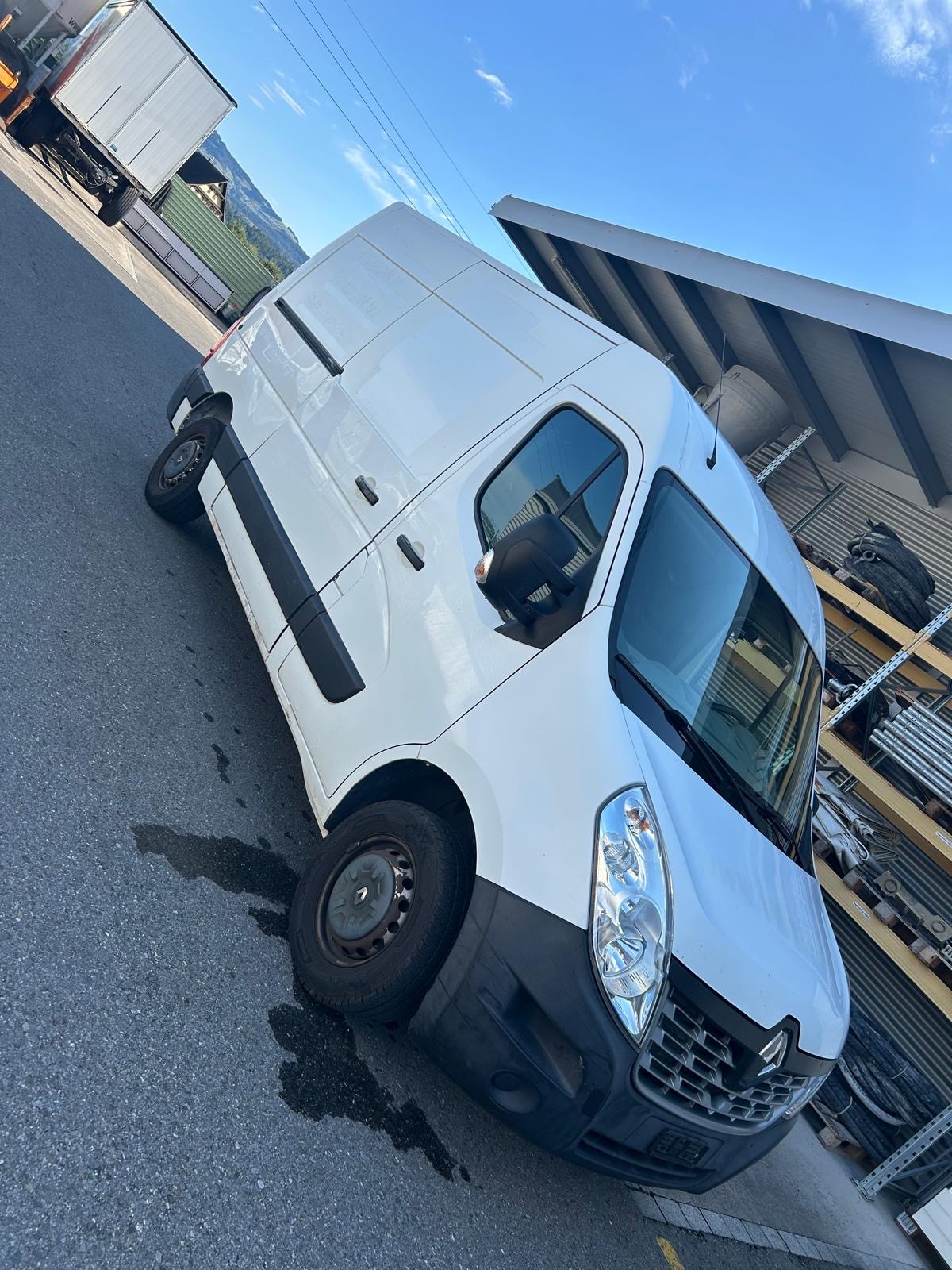 RENAULT Master T35 2.3dCi 125 L2H2-image-1