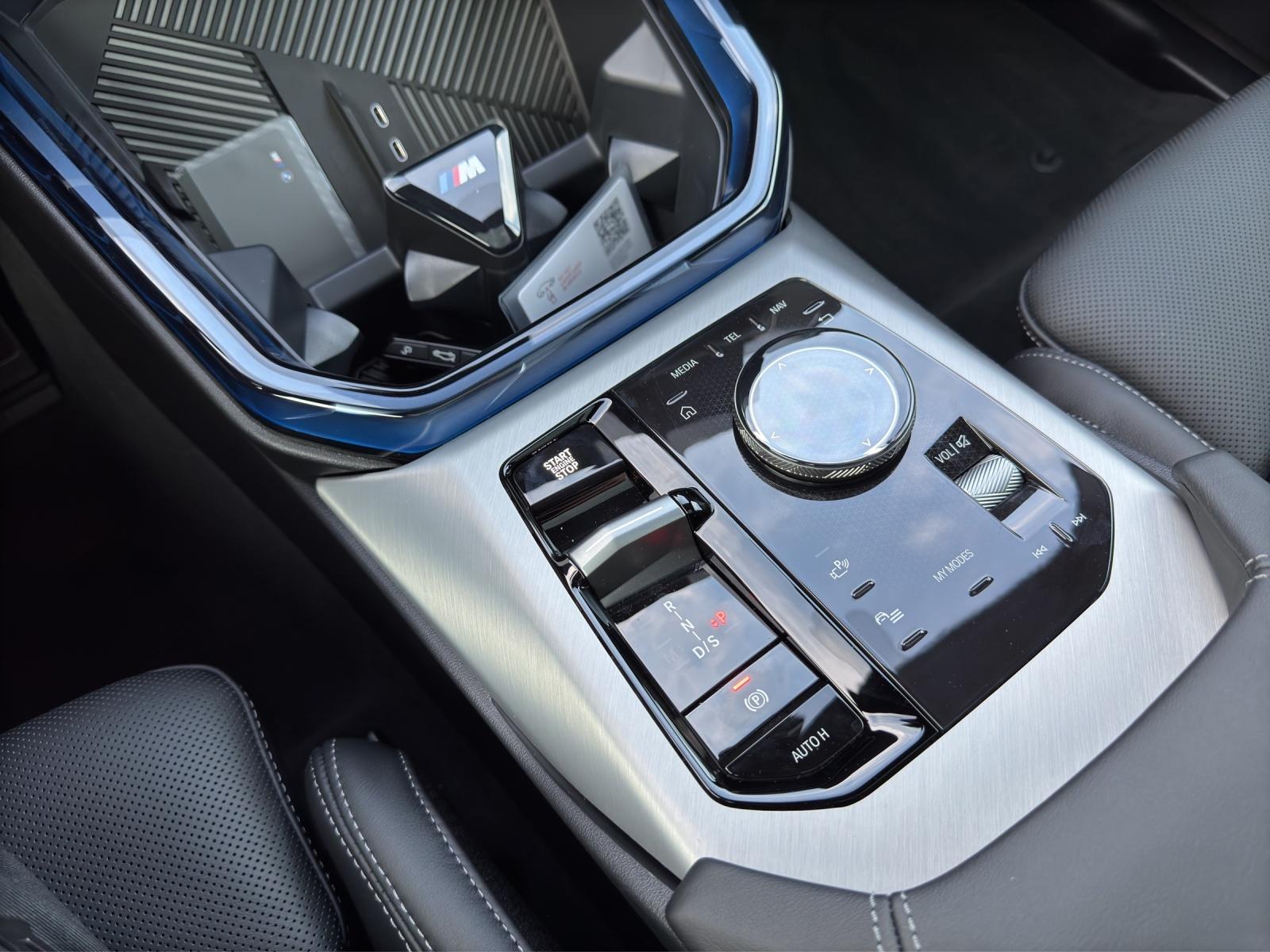 BMW X3 M50i-image-9