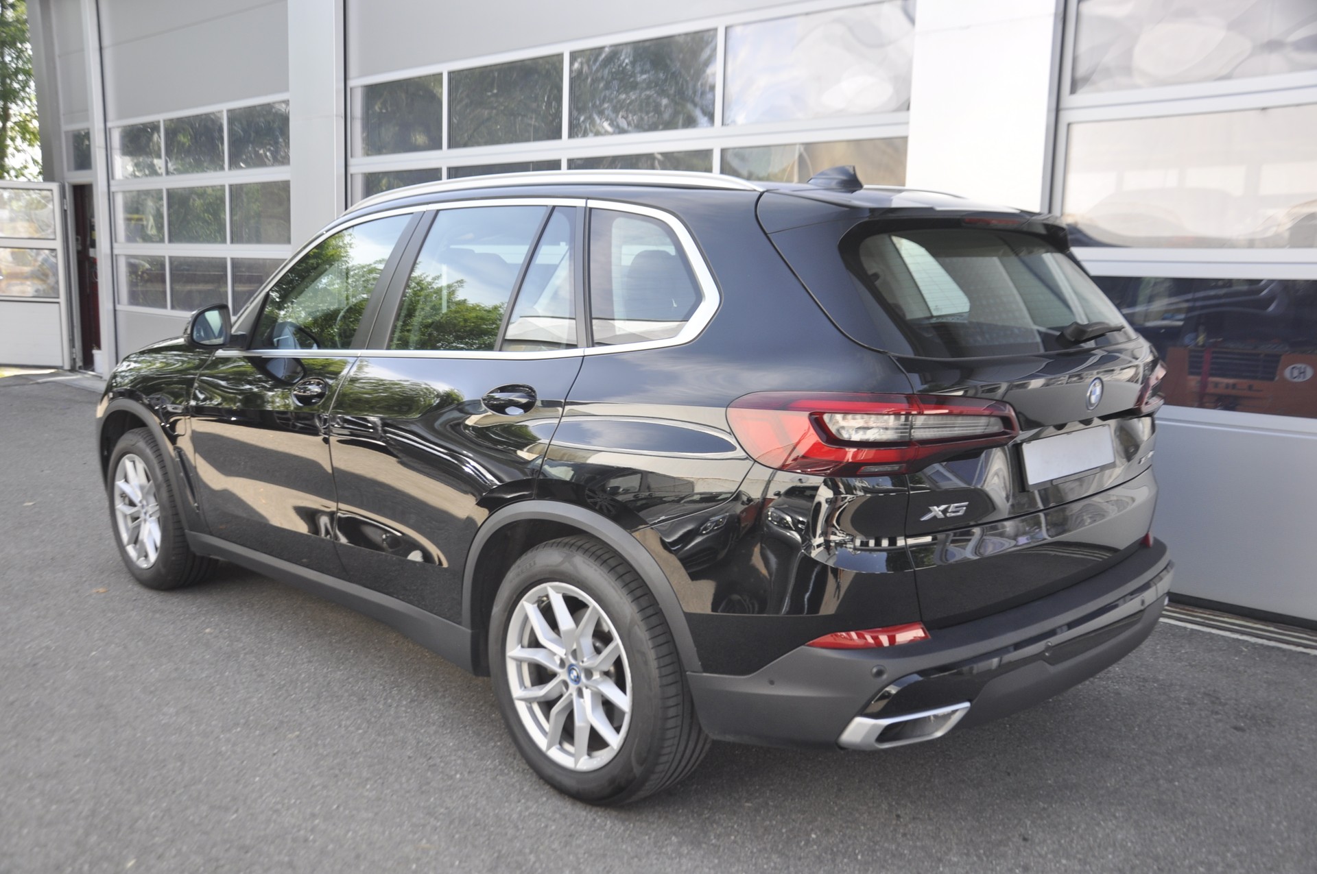 BMW X5 xDrive45e Steptronic-image-14