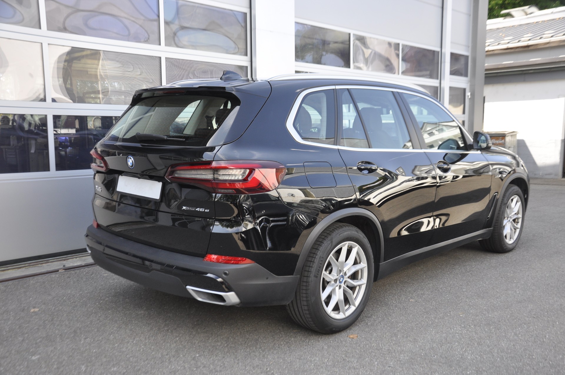 BMW X5 xDrive45e Steptronic-image-2