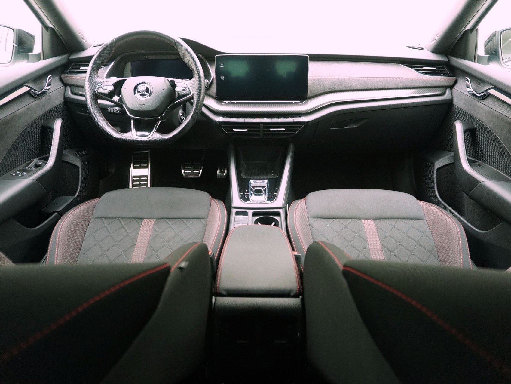 SKODA Octavia Combi 2.0 TDI DSG RS 4x4-image-11