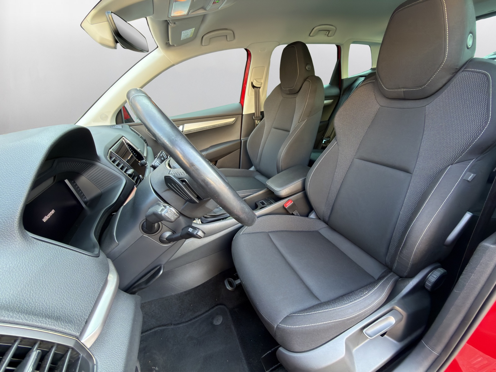 SKODA Karoq 1.5 TSI ACT Clever DSG-image-7