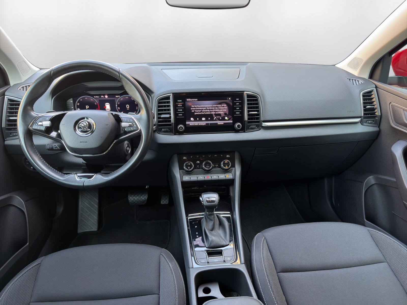 SKODA Karoq 1.5 TSI ACT Clever DSG-image-4