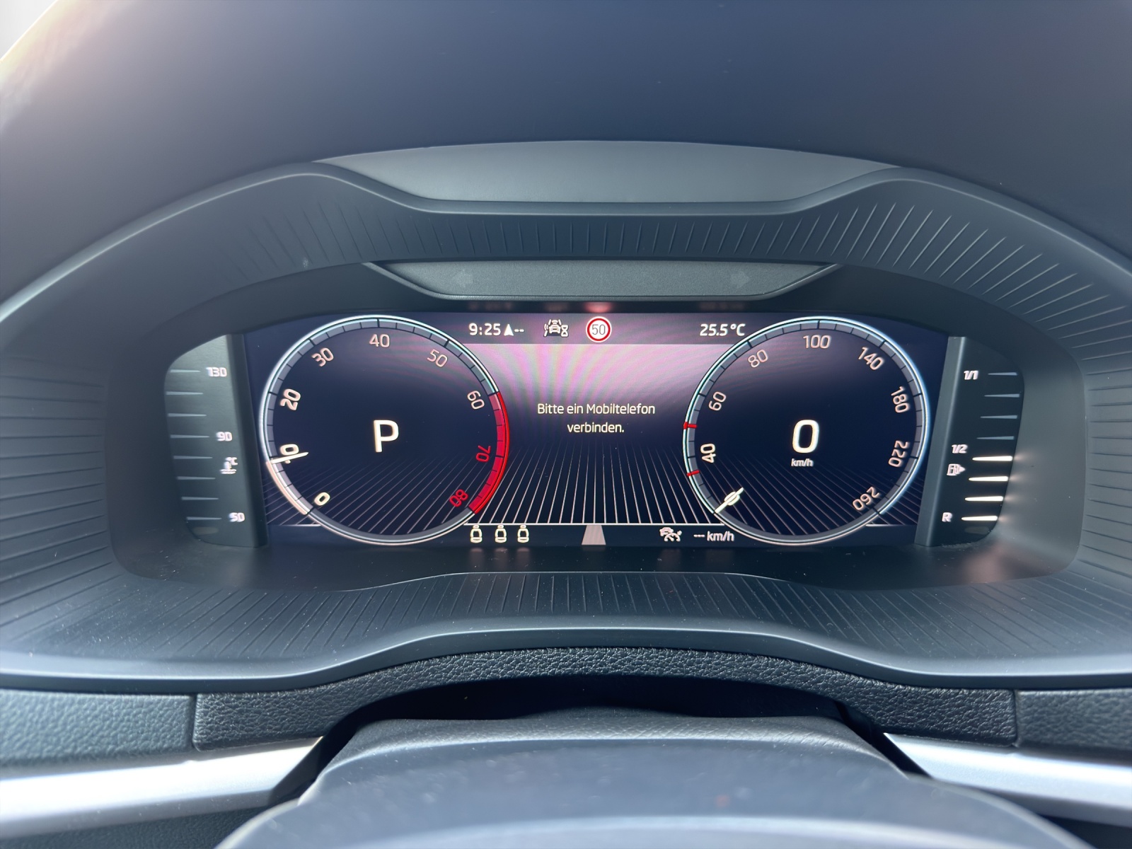 SKODA Karoq 1.5 TSI ACT Clever DSG-image-5