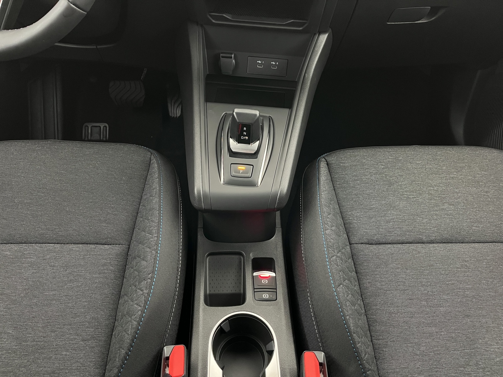 RENAULT Captur 1.8 E-Tech evolution-image-13
