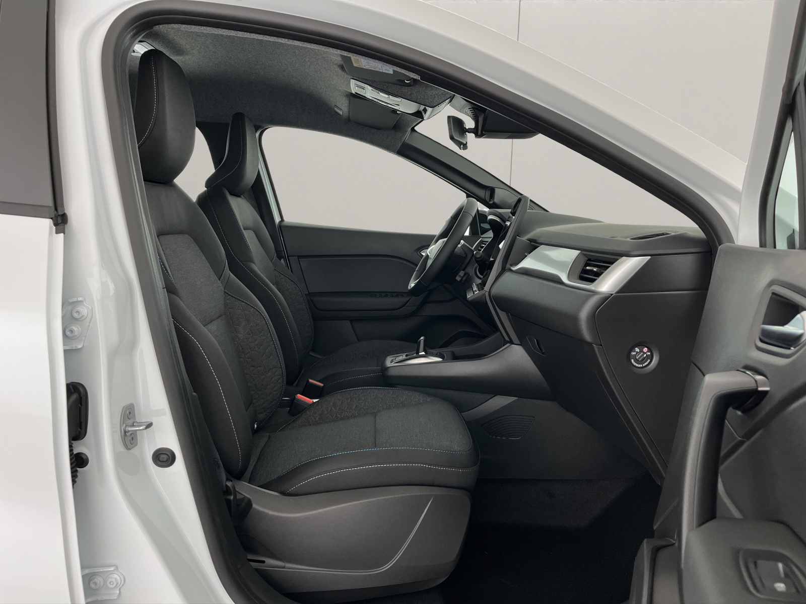 RENAULT Captur 1.8 E-Tech evolution-image-15