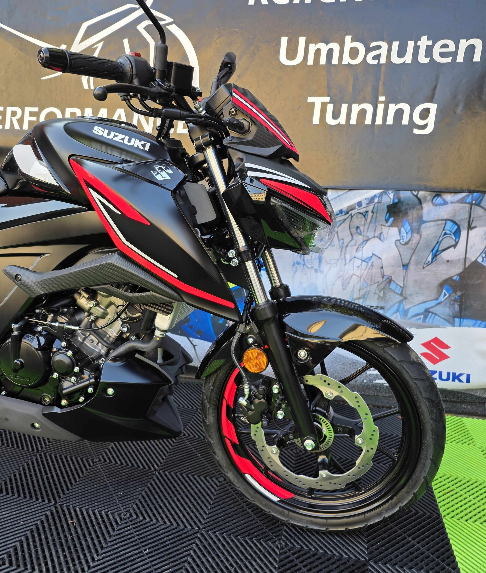 SUZUKI GSX-S 125-image-10