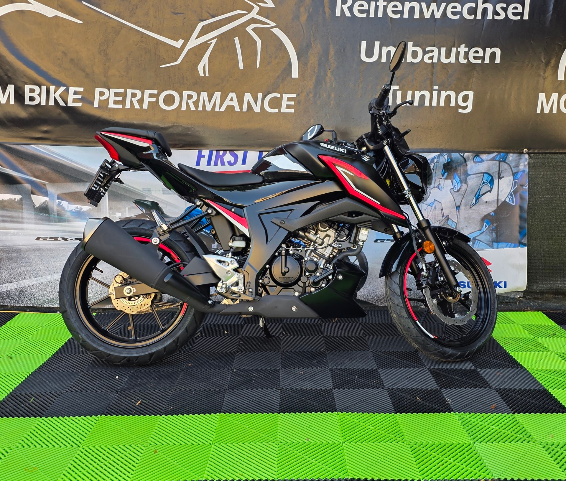 SUZUKI GSX-S 125-image-8
