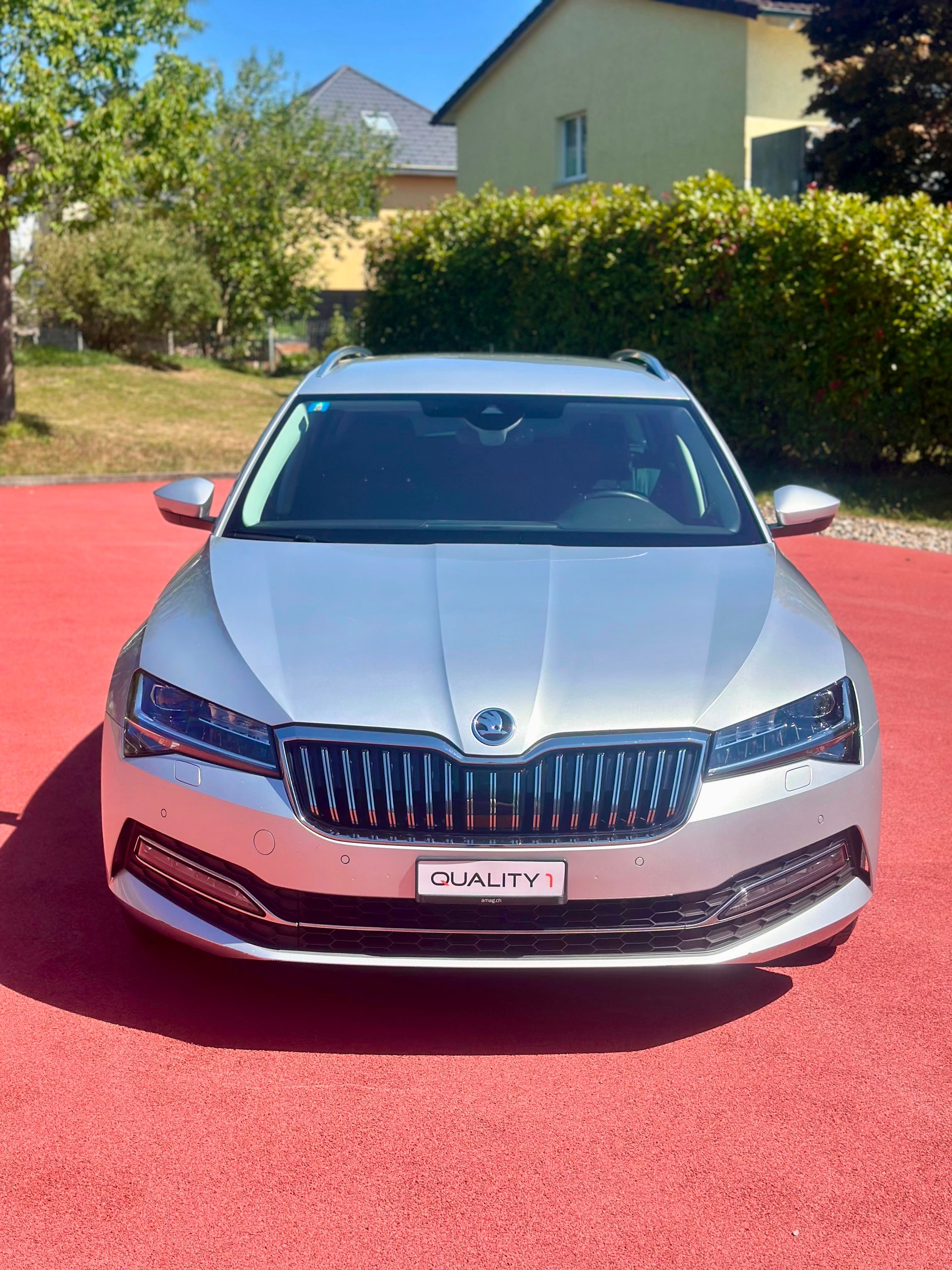 SKODA Superb Combi 2.0 TDi Style DSG-image-1