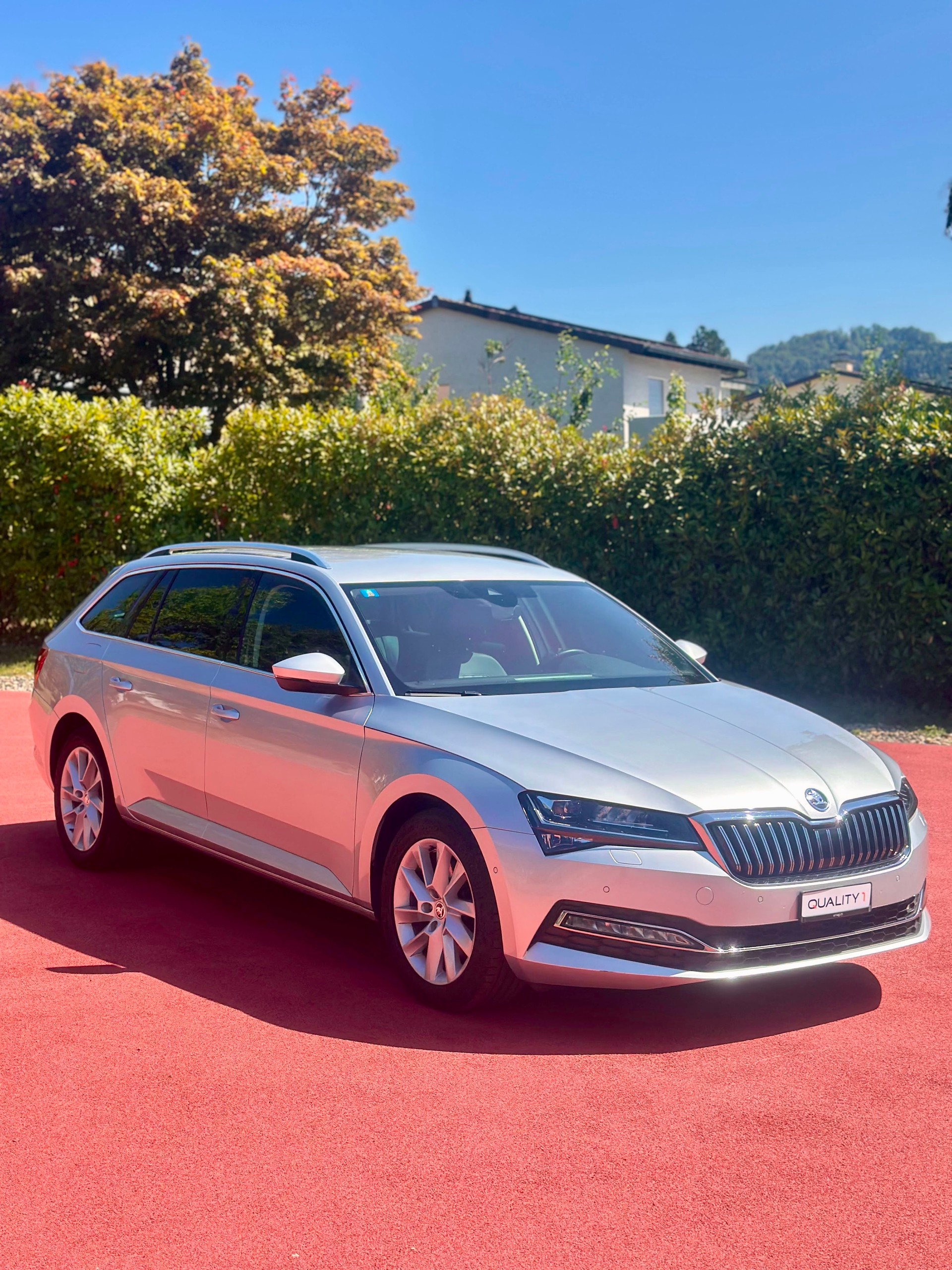 SKODA Superb Combi 2.0 TDi Style DSG-image-2