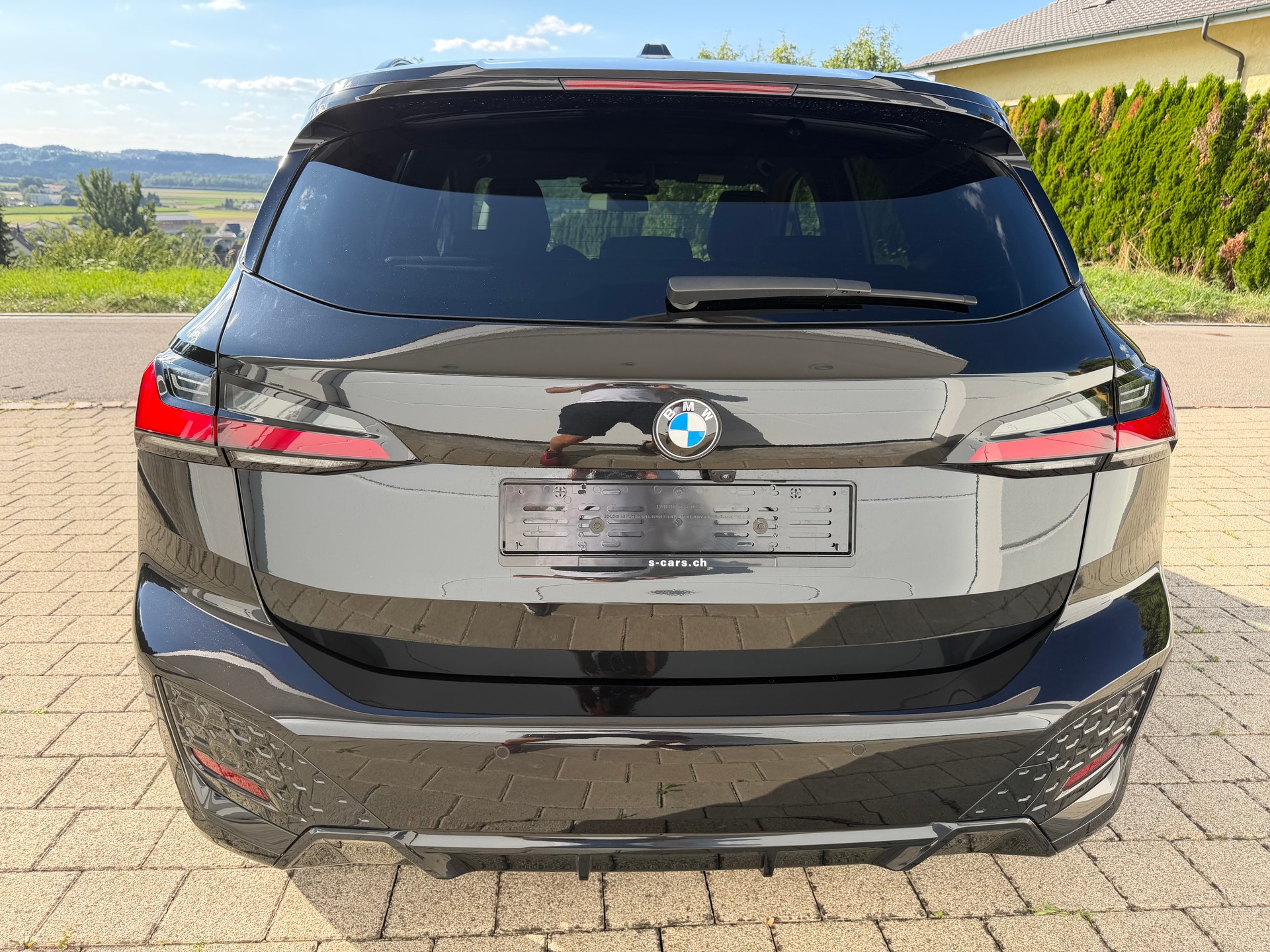 BMW 220i Active Tourer M Sport DKG-image-3