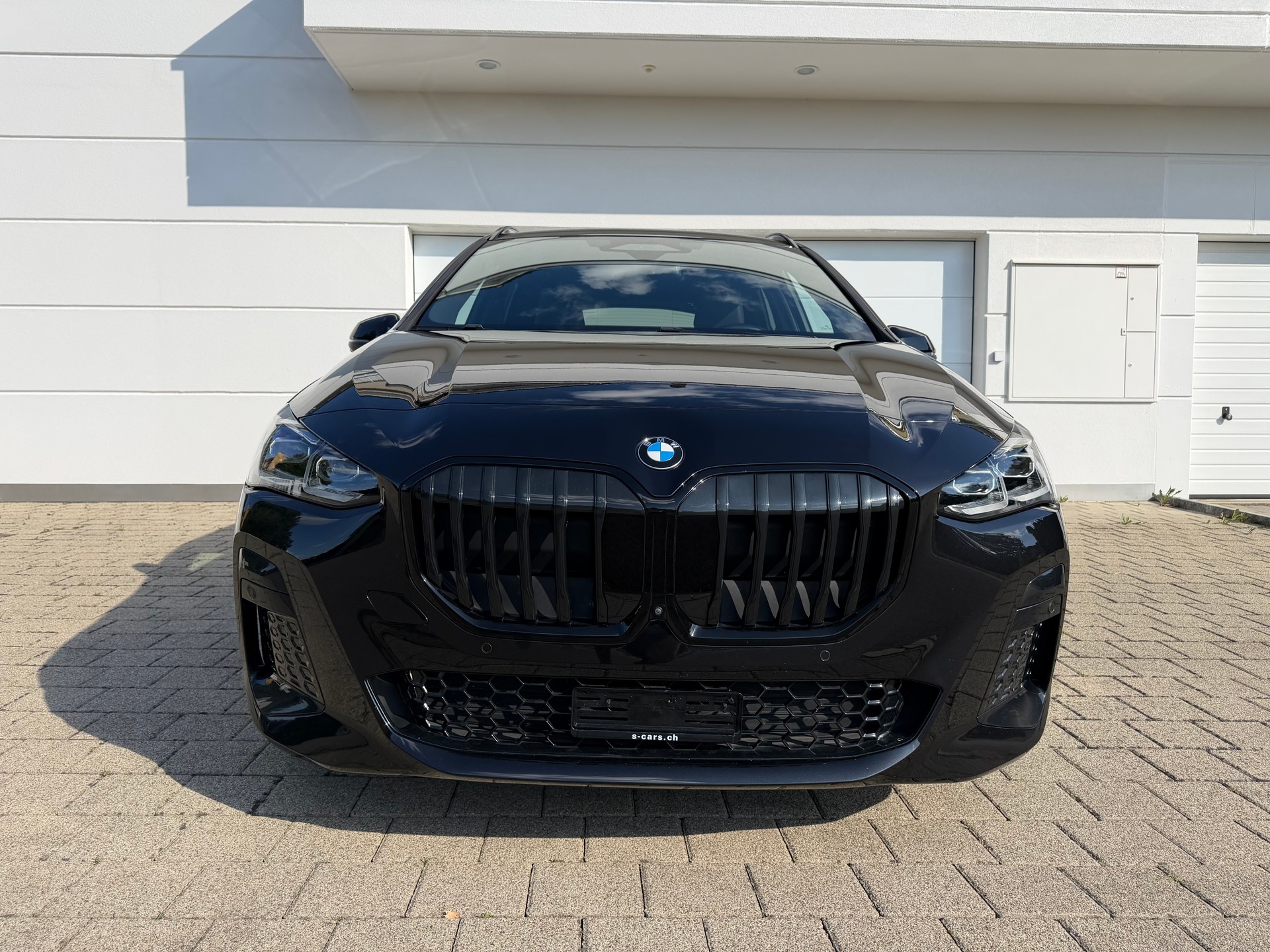 BMW 220i Active Tourer M Sport DKG-image-2