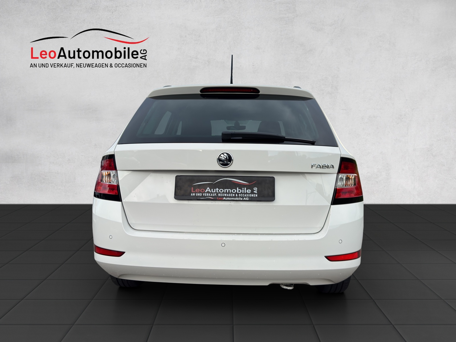 SKODA Fabia Combi 1.0 TSI Ambition-image-4