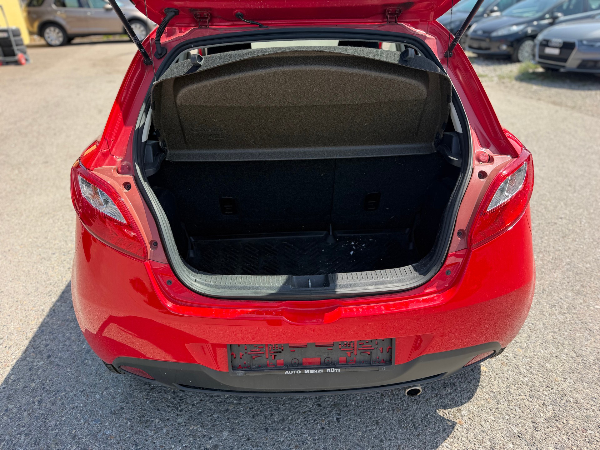 MAZDA 2 1.5i 16V Sport-image-8