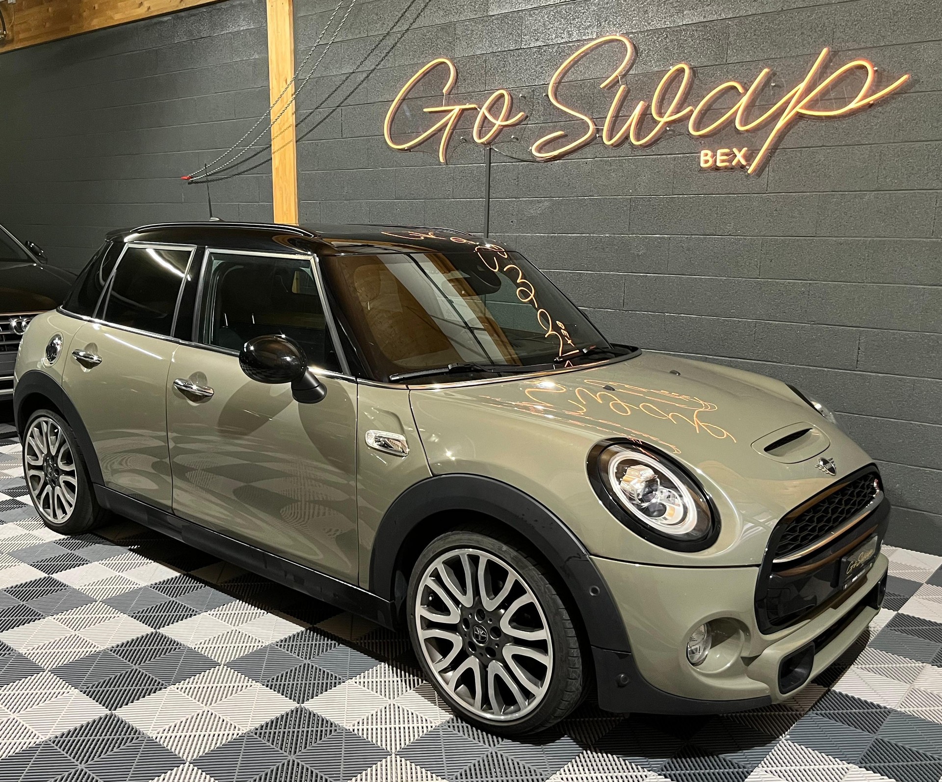 MINI Cooper S Steptronic DKG 5 portes-image-0