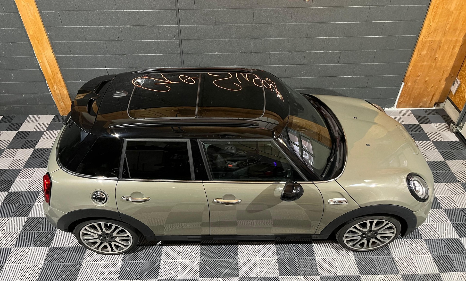 MINI Cooper S Steptronic DKG 5 portes-image-1
