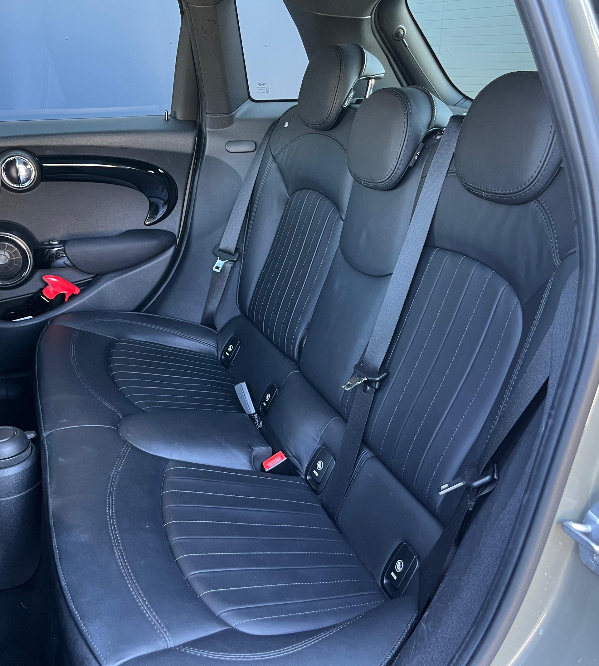 MINI Cooper S Steptronic DKG 5 portes-image-13