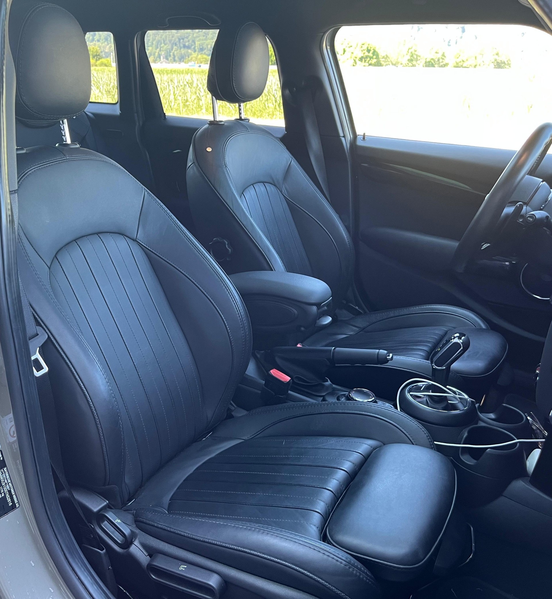 MINI Cooper S Steptronic DKG 5 portes-image-23