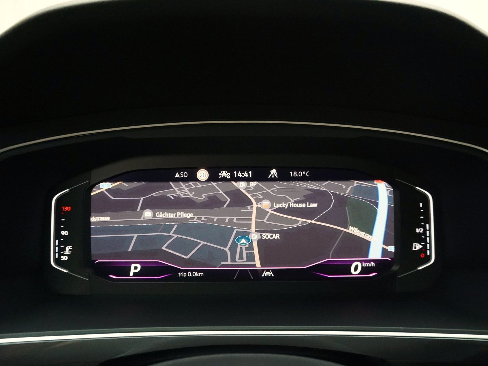 VW Tiguan Allspace 2.0 TSI DSG R-Line Black Style 4Motion **Ledersitze mit Memory**-image-19