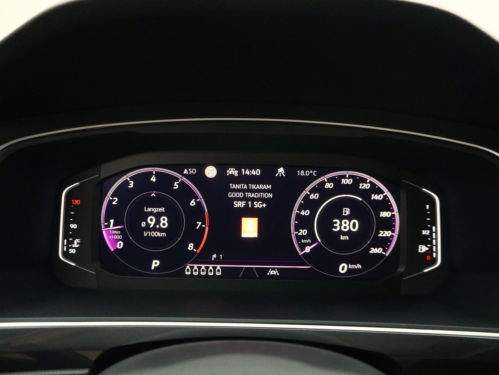 VW Tiguan Allspace 2.0 TSI DSG R-Line Black Style 4Motion **Ledersitze mit Memory**-image-18