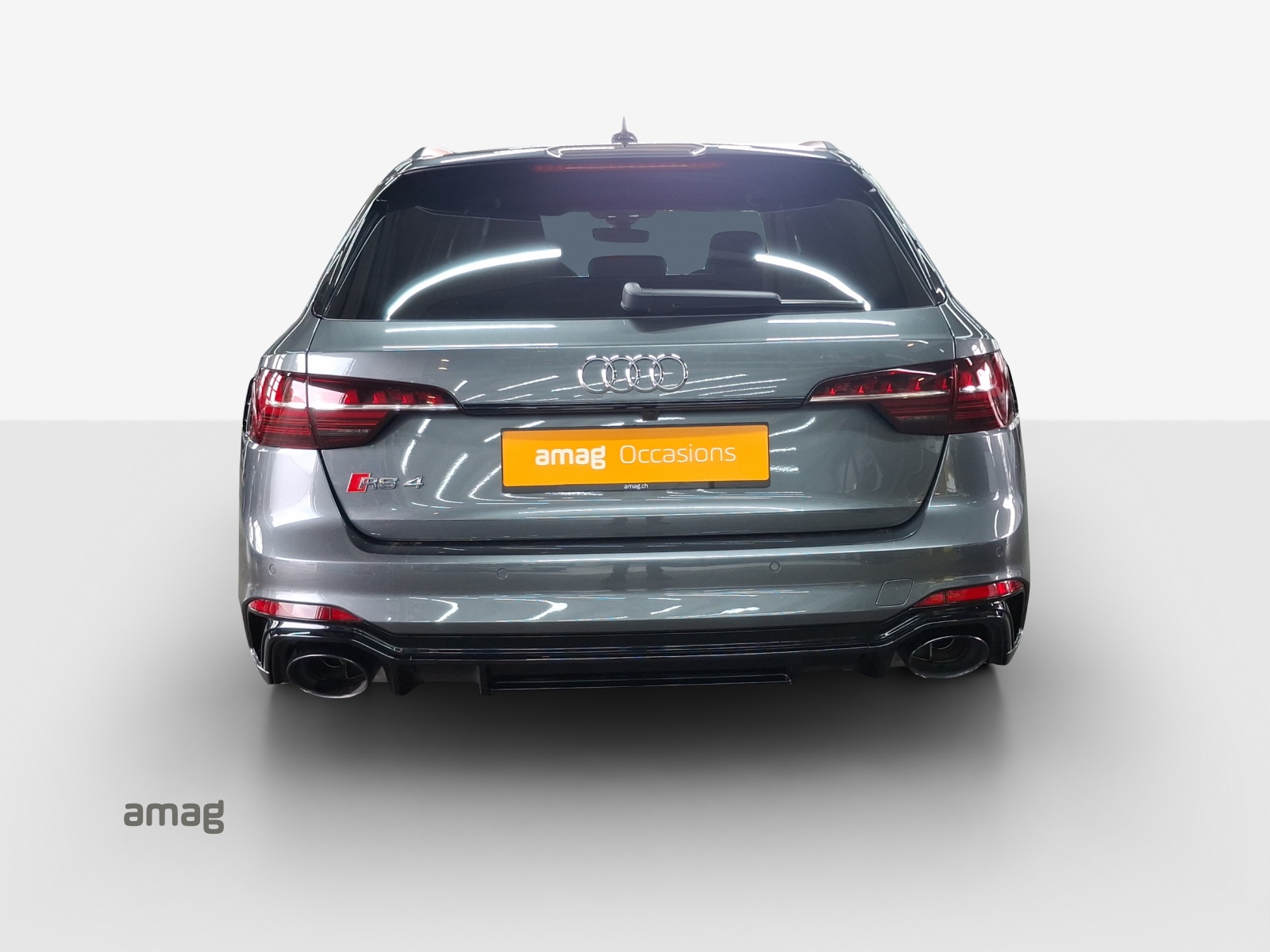 AUDI RS4 Avant quattro tiptronic-image-3