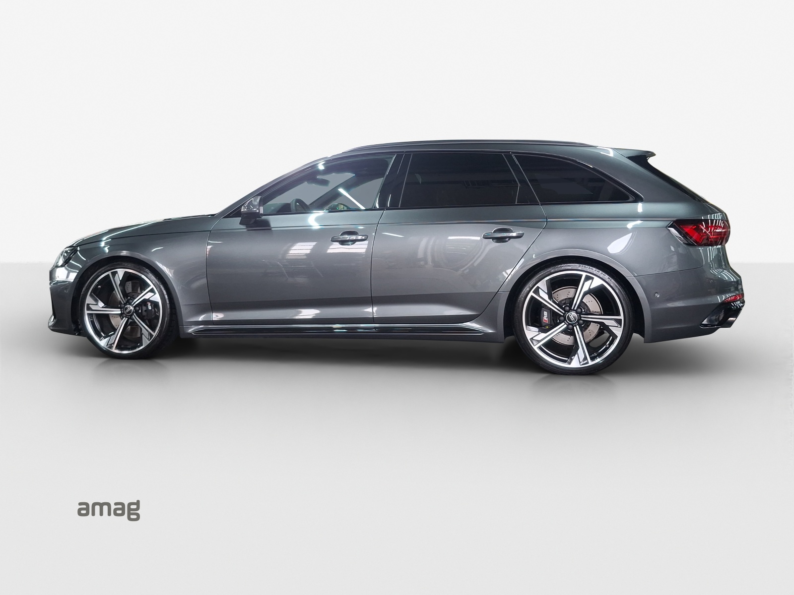 AUDI RS4 Avant quattro tiptronic-image-1