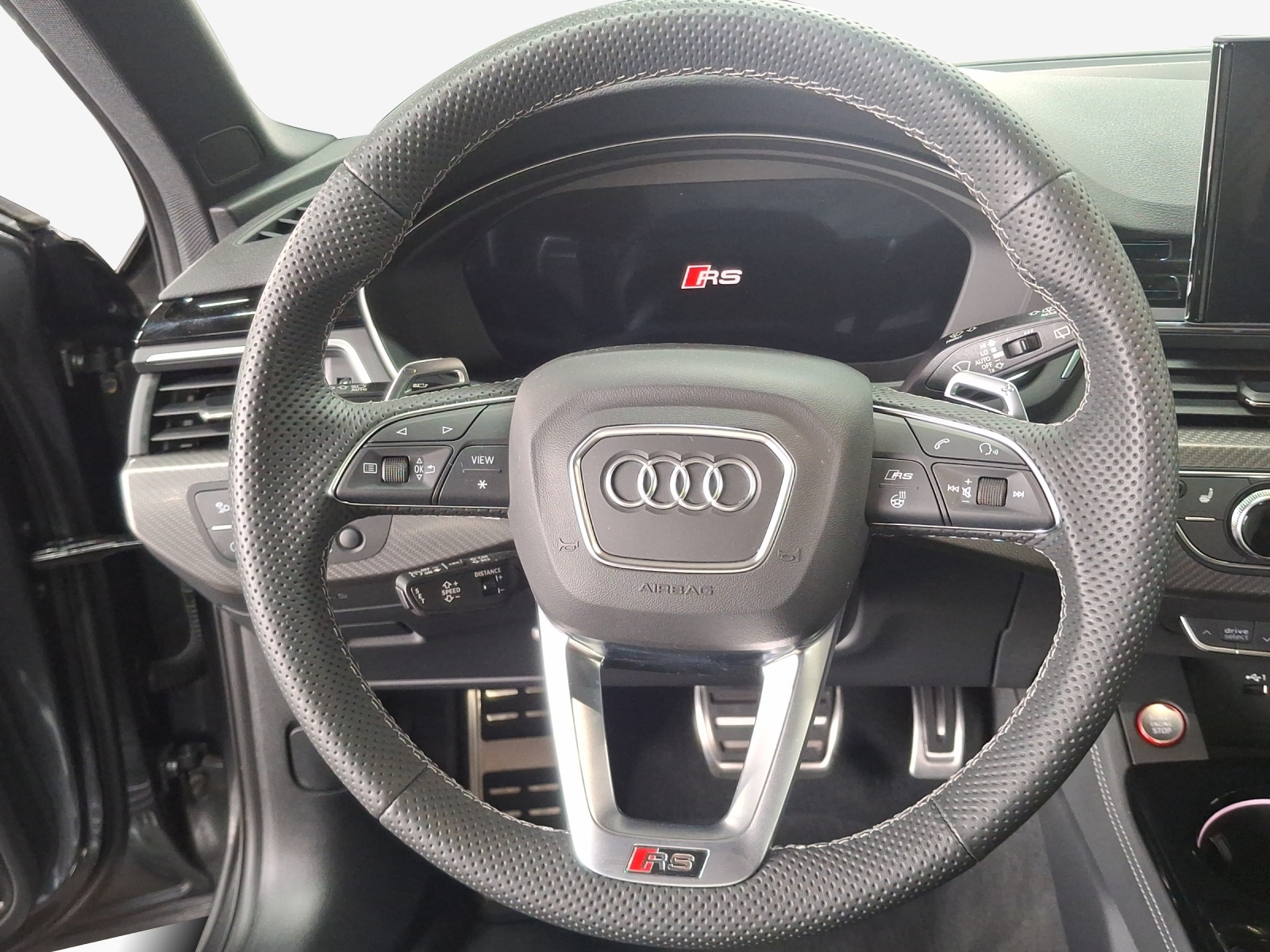 AUDI RS4 Avant quattro tiptronic-image-8