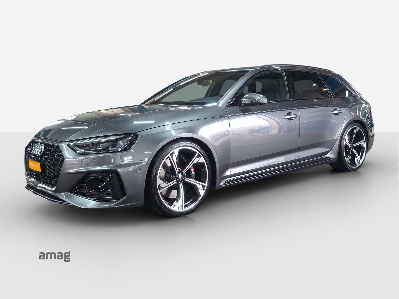AUDI RS4 Avant quattro tiptronic-image-0