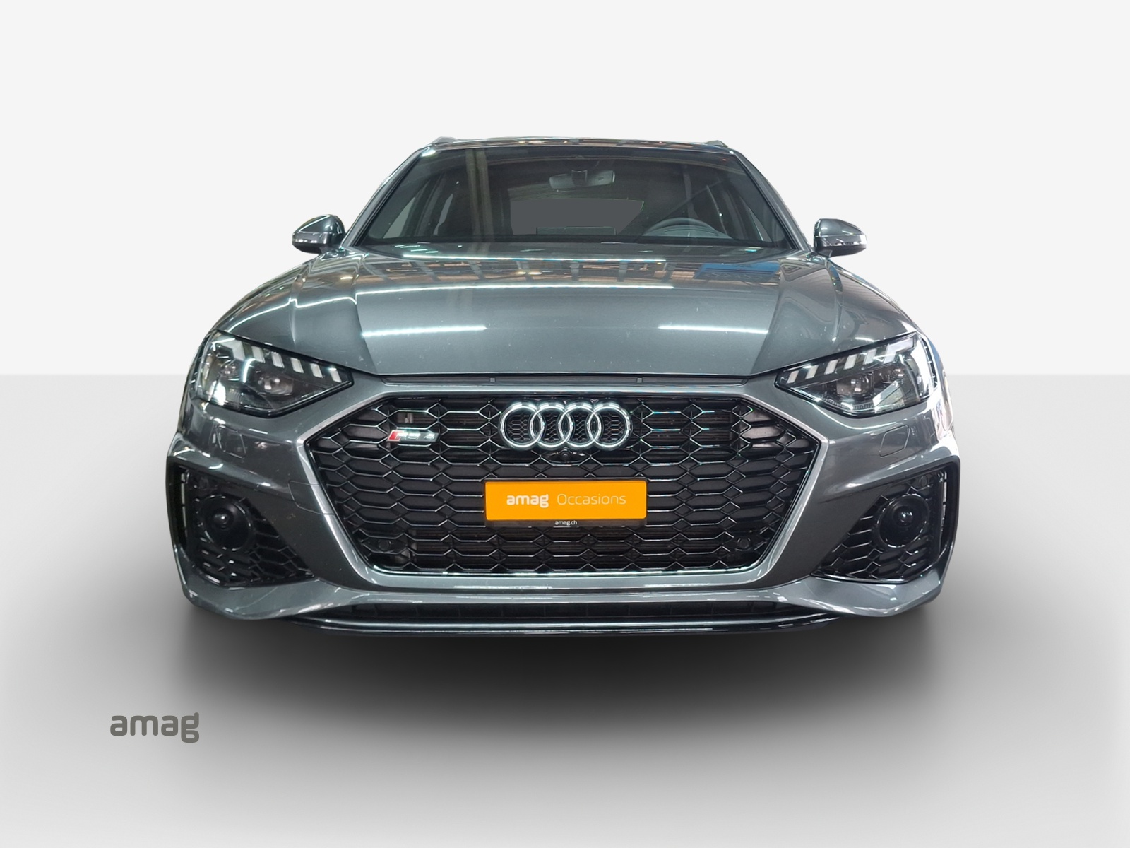 AUDI RS4 Avant quattro tiptronic-image-5