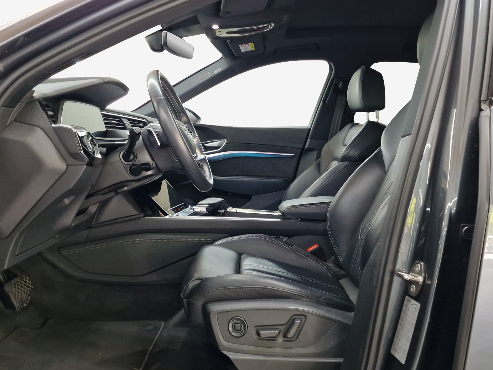 AUDI e-tron 50 S Line Attraction quattro-image-7