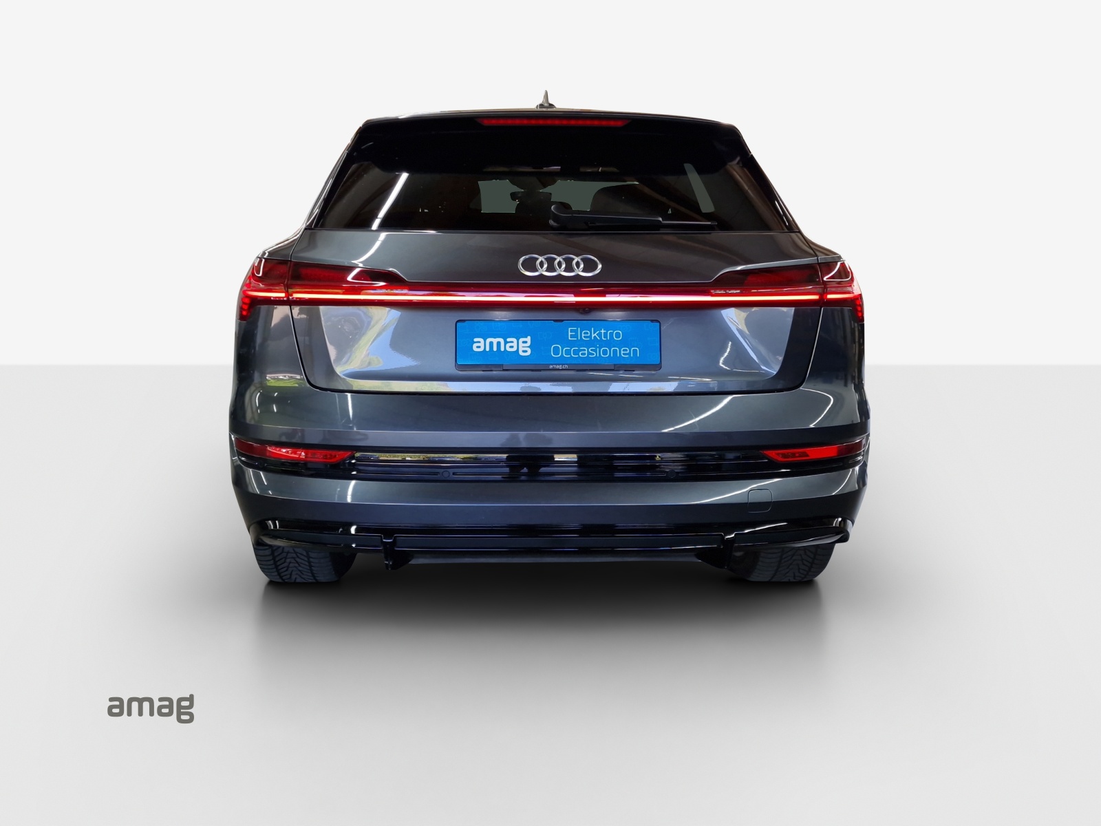 AUDI e-tron 50 S Line Attraction quattro-image-3
